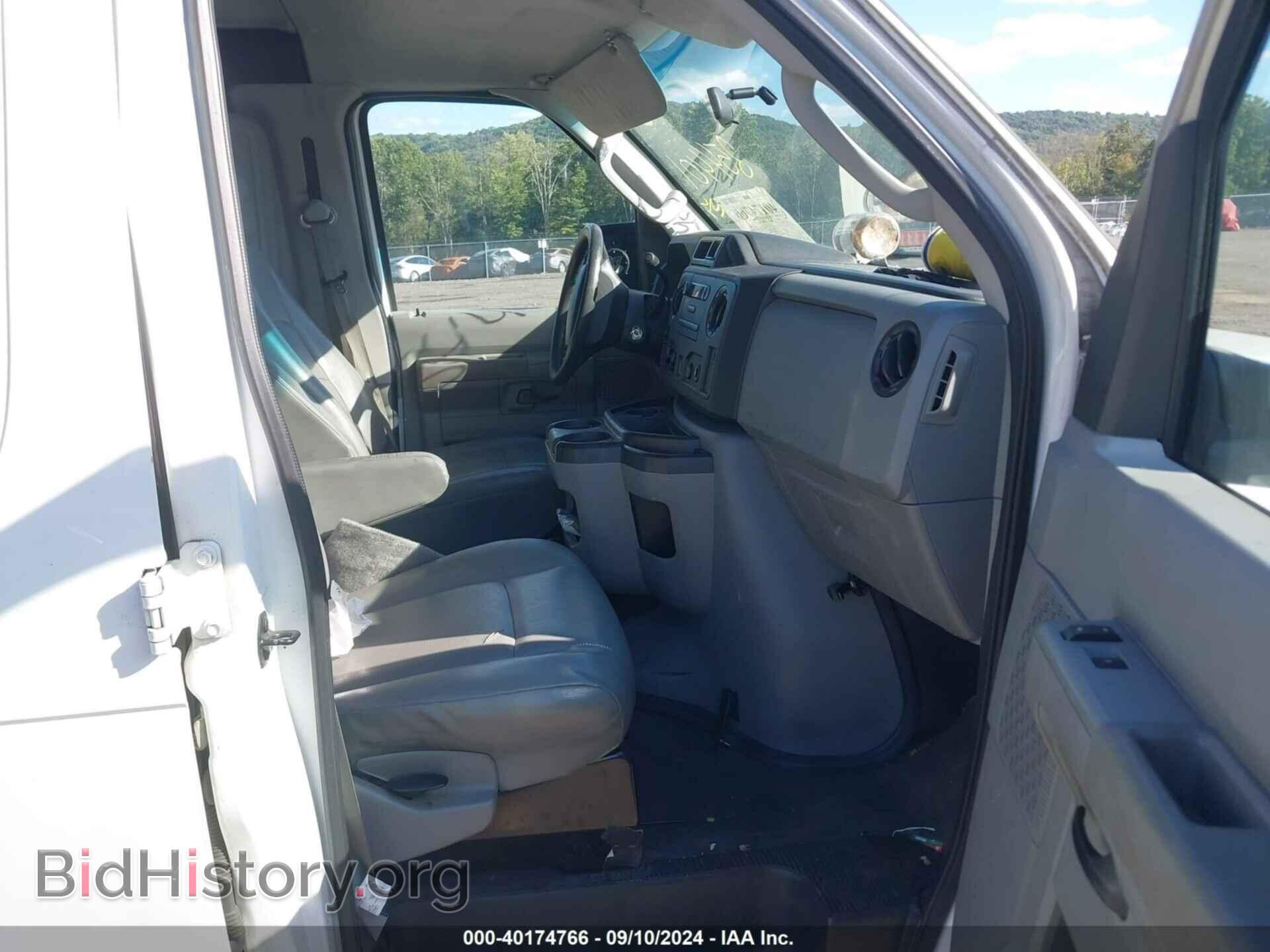 2011 FORD E-150 - VIN: 1FTNE1EWXBDB18790 - Фото 5
