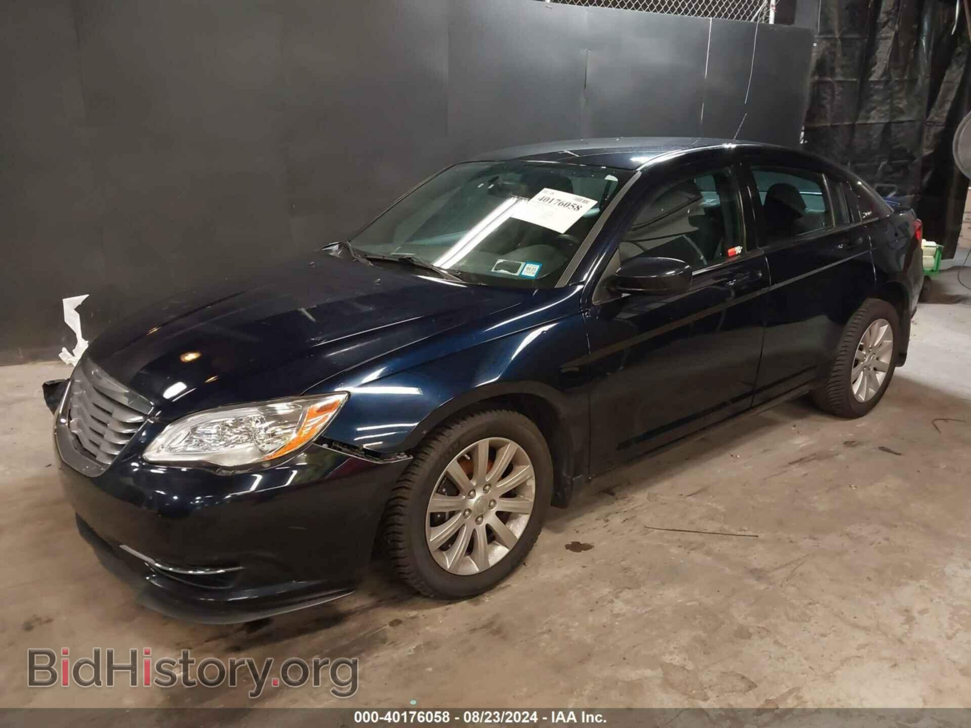 2012 CHRYSLER 200 - VIN: 1C3CCBBB1CN137779 - Фото 2