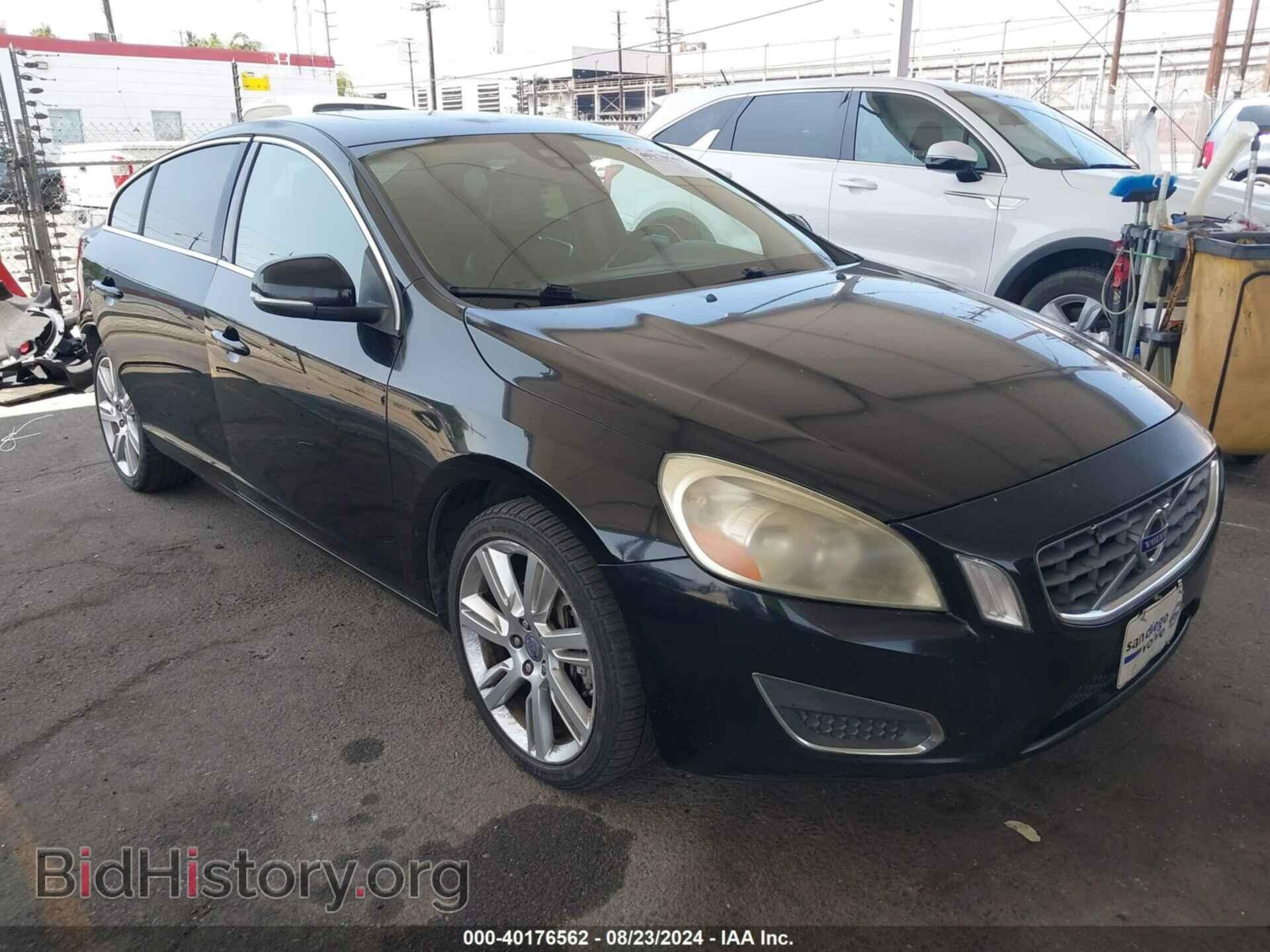 Фотография YV1622FS9C2034644 - VOLVO S60 2012