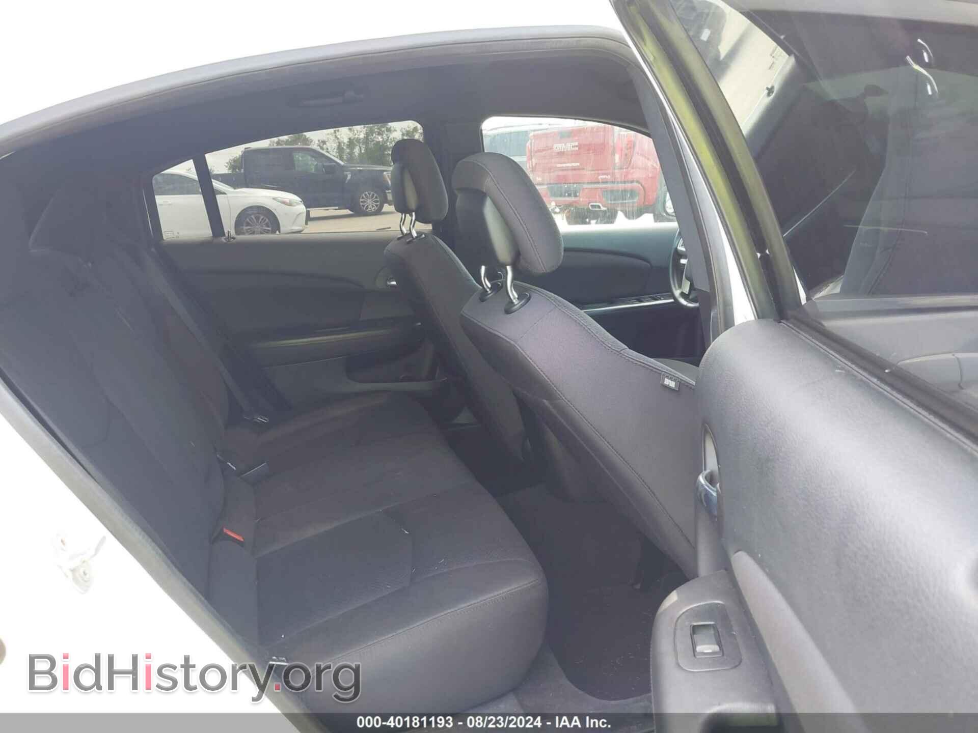 2014 CHRYSLER 200 - VIN: 1C3CCBBG3EN117015 - Фото 8