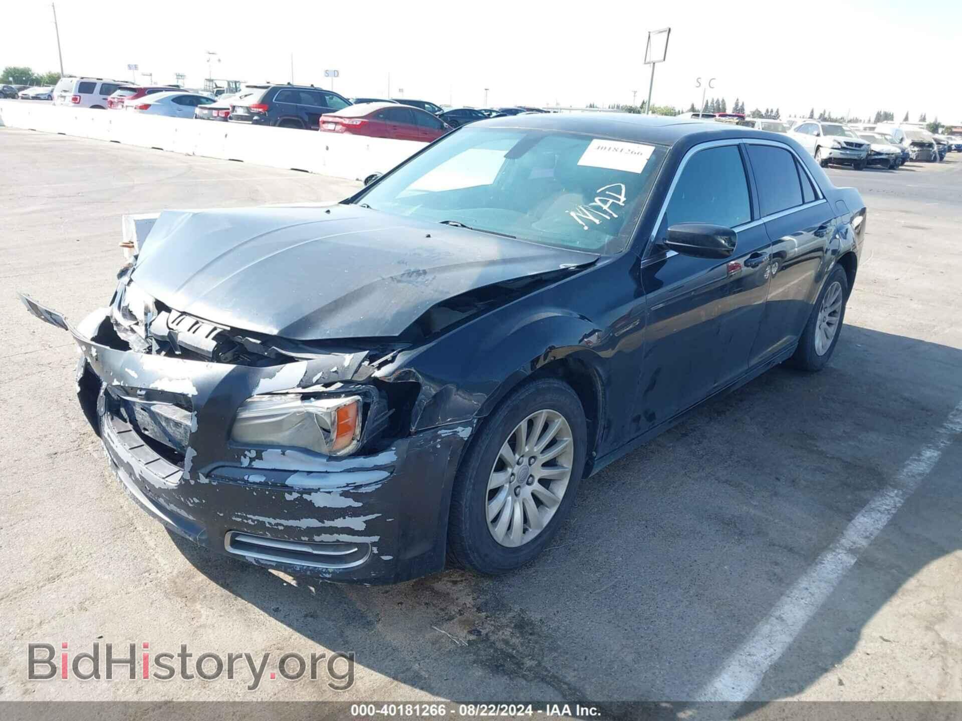 2014 CHRYSLER 300 - VIN: 2C3CCAAG1EH361377 - Фото 2