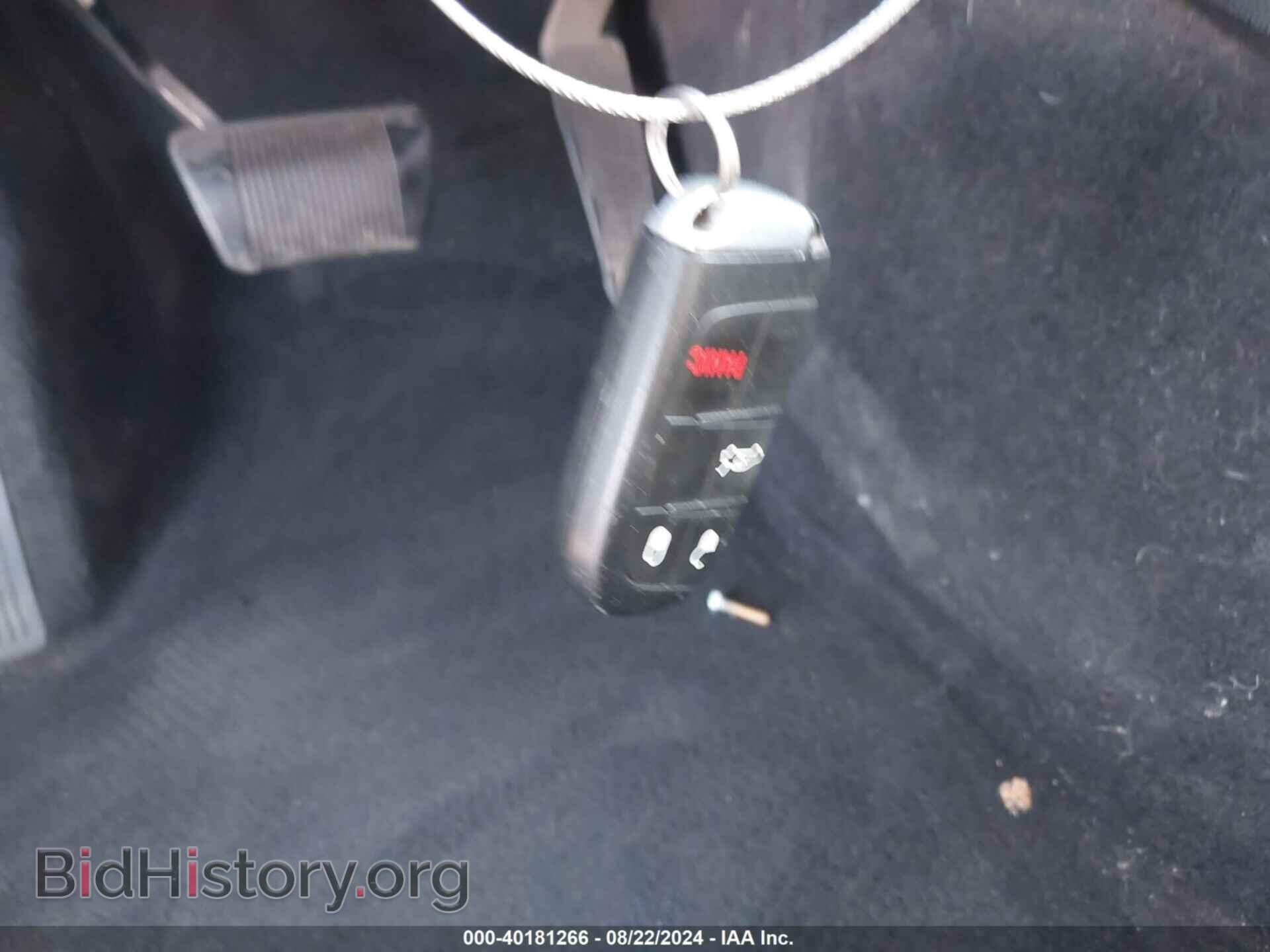 2014 CHRYSLER 300 - VIN: 2C3CCAAG1EH361377 - Фото 11