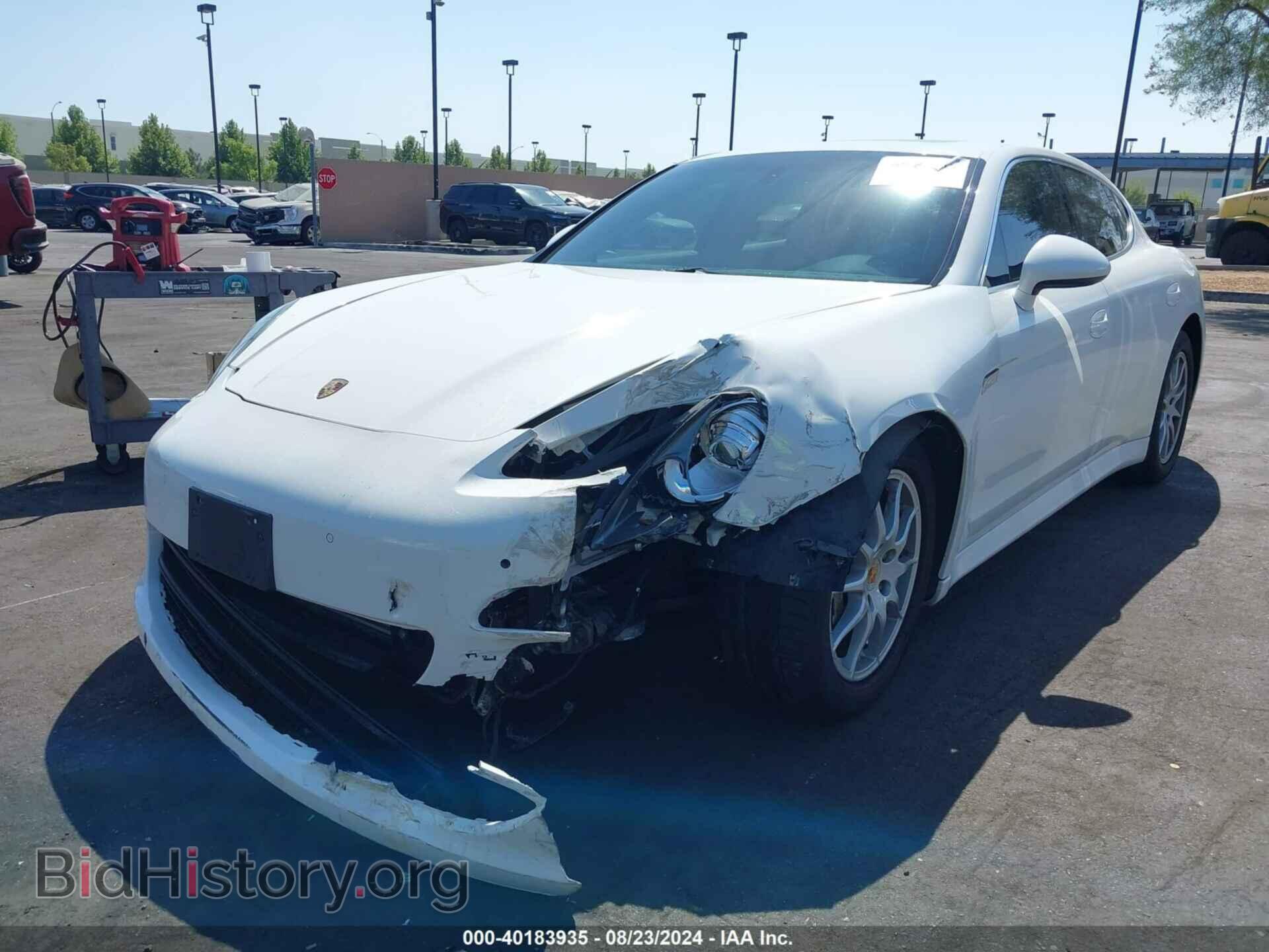 2011 PORSCHE PANAMERA - VIN: WP0AB2A74BL060418 - Фото 2