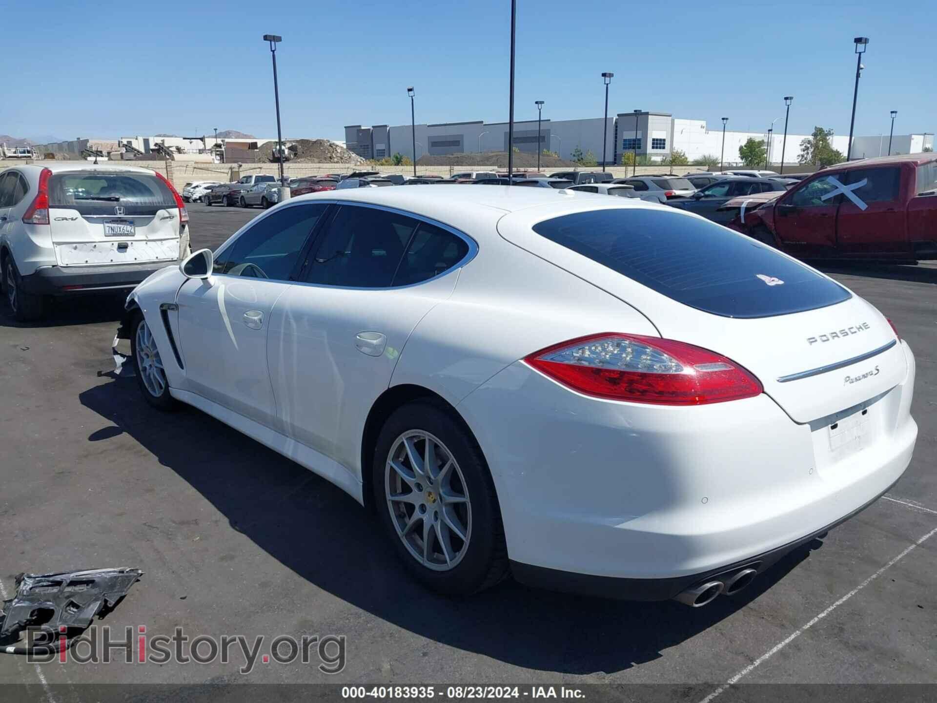 2011 PORSCHE PANAMERA - VIN: WP0AB2A74BL060418 - Фото 3