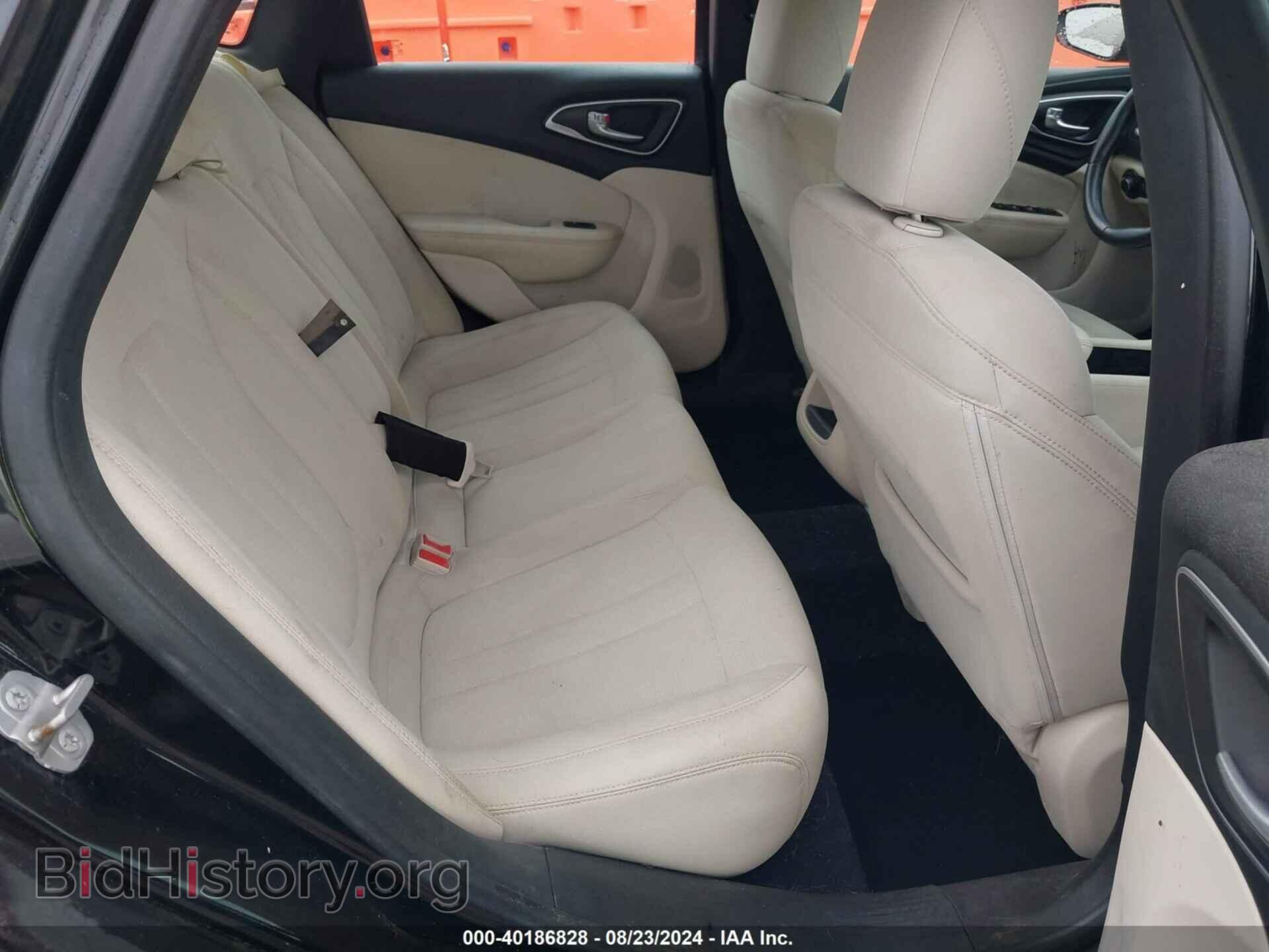 2015 CHRYSLER 200 - VIN: 1C3CCCAB3FN504550 - Фото 8