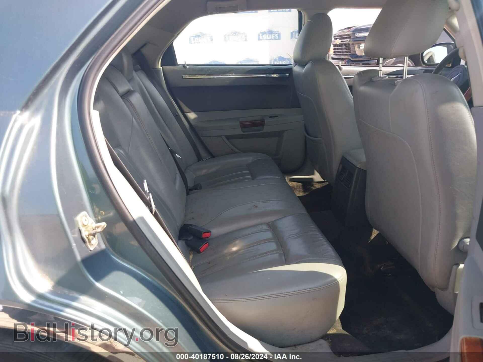 2006 CHRYSLER 300C - VIN: 2C3KA63HX6H463203 - Фото 8
