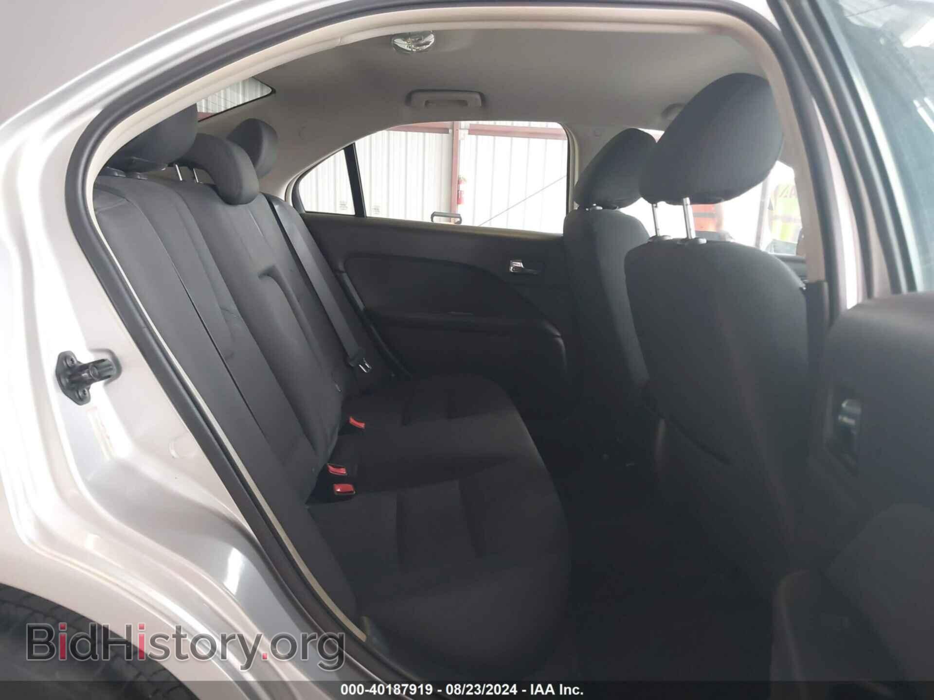 2011 FORD FUSION - VIN: 3FAHP0HA7BR261663 - Photo 8