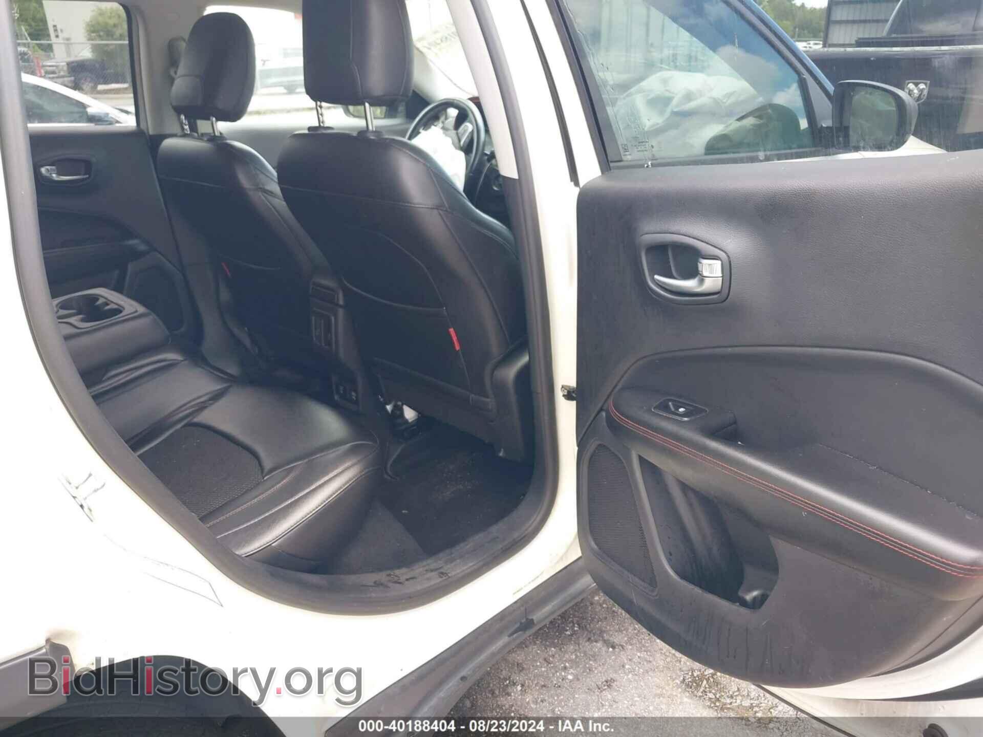 2018 JEEP COMPASS - VIN: 3C4NJDDB3JT348367 - Фото 8