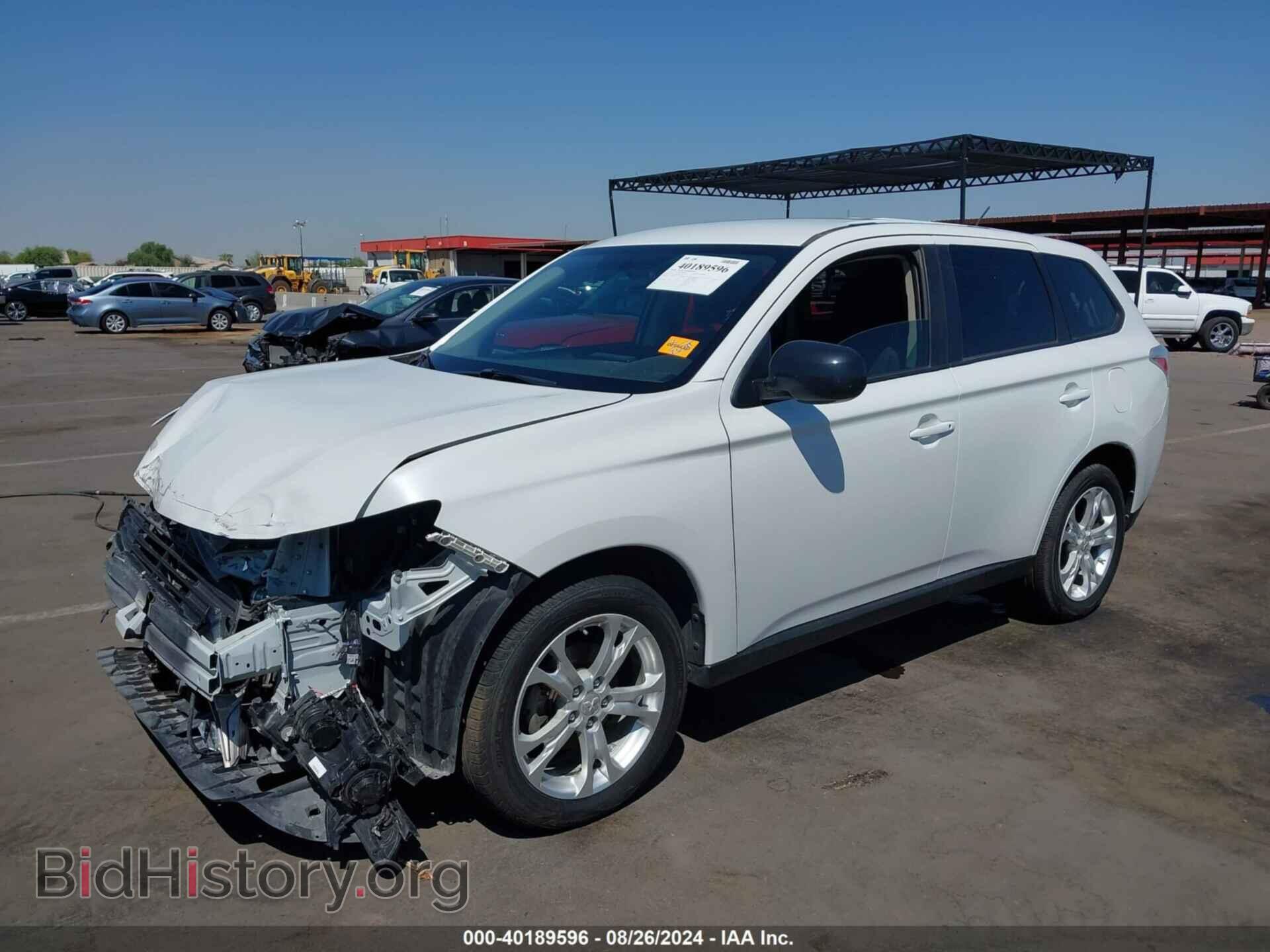 2014 MITSUBISHI OUTLANDER - VIN: JA4AD2A34EZ005261 - Фото 2