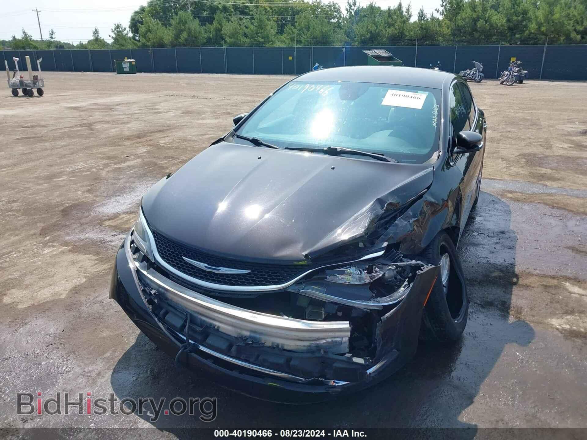 2015 CHRYSLER 200 - VIN: 1C3CCCCBXFN558781 - Фото 2