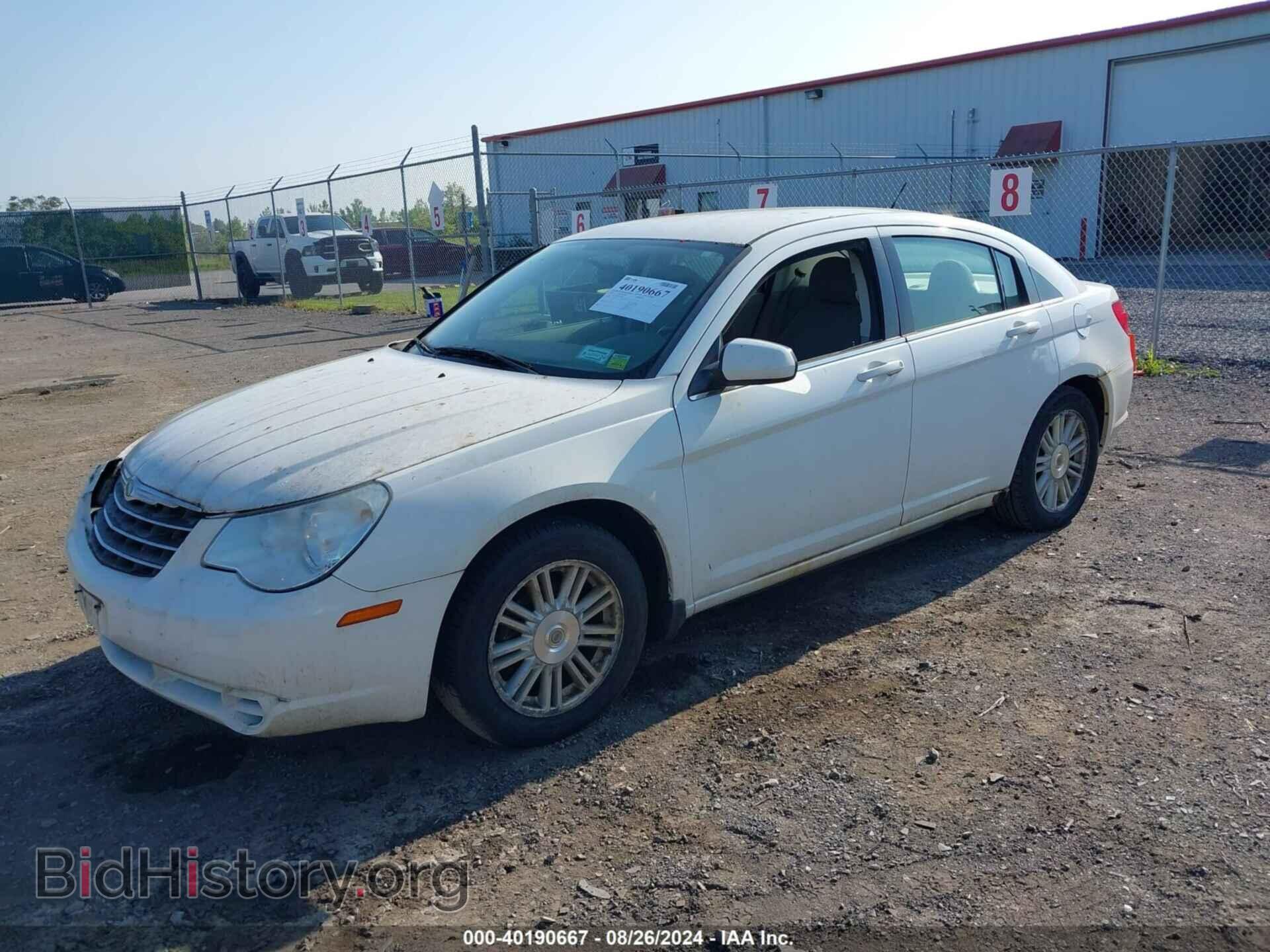2009 CHRYSLER SEBRING - VIN: 1C3LC56B39N521440 - Фото 2