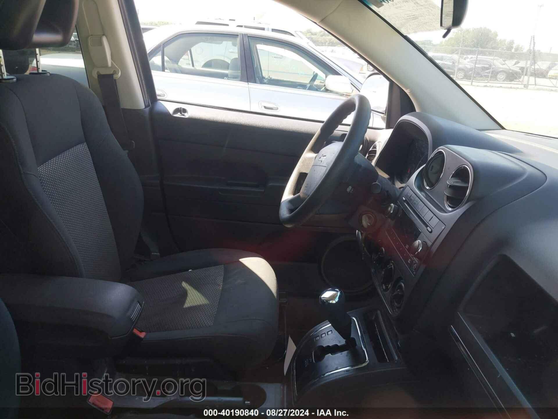 2009 JEEP COMPASS - VIN: 1J4FT47B69D102693 - Фото 5