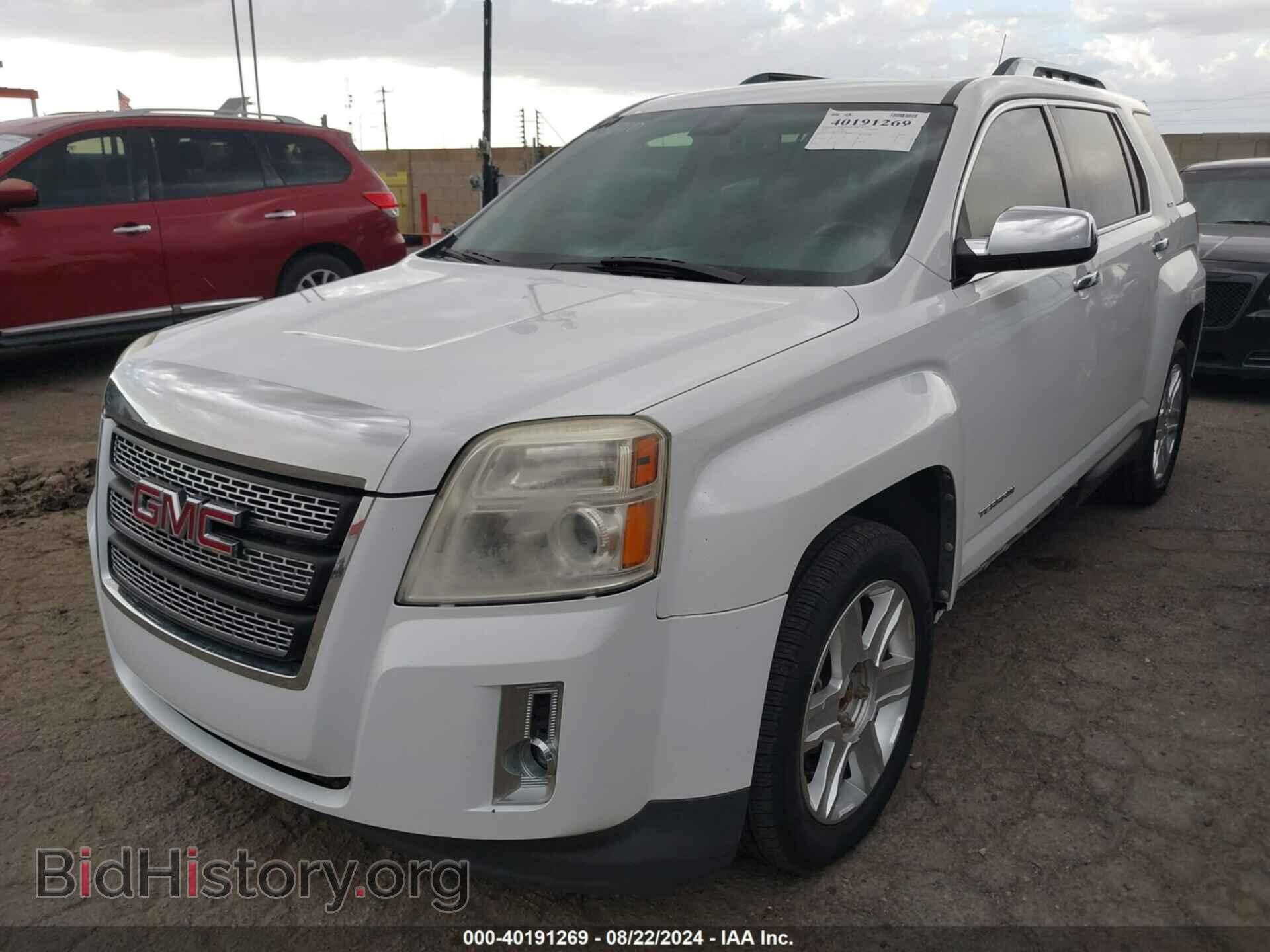 2011 GMC TERRAIN - VIN: 2CTFLXE51B6288382 - Фото 2