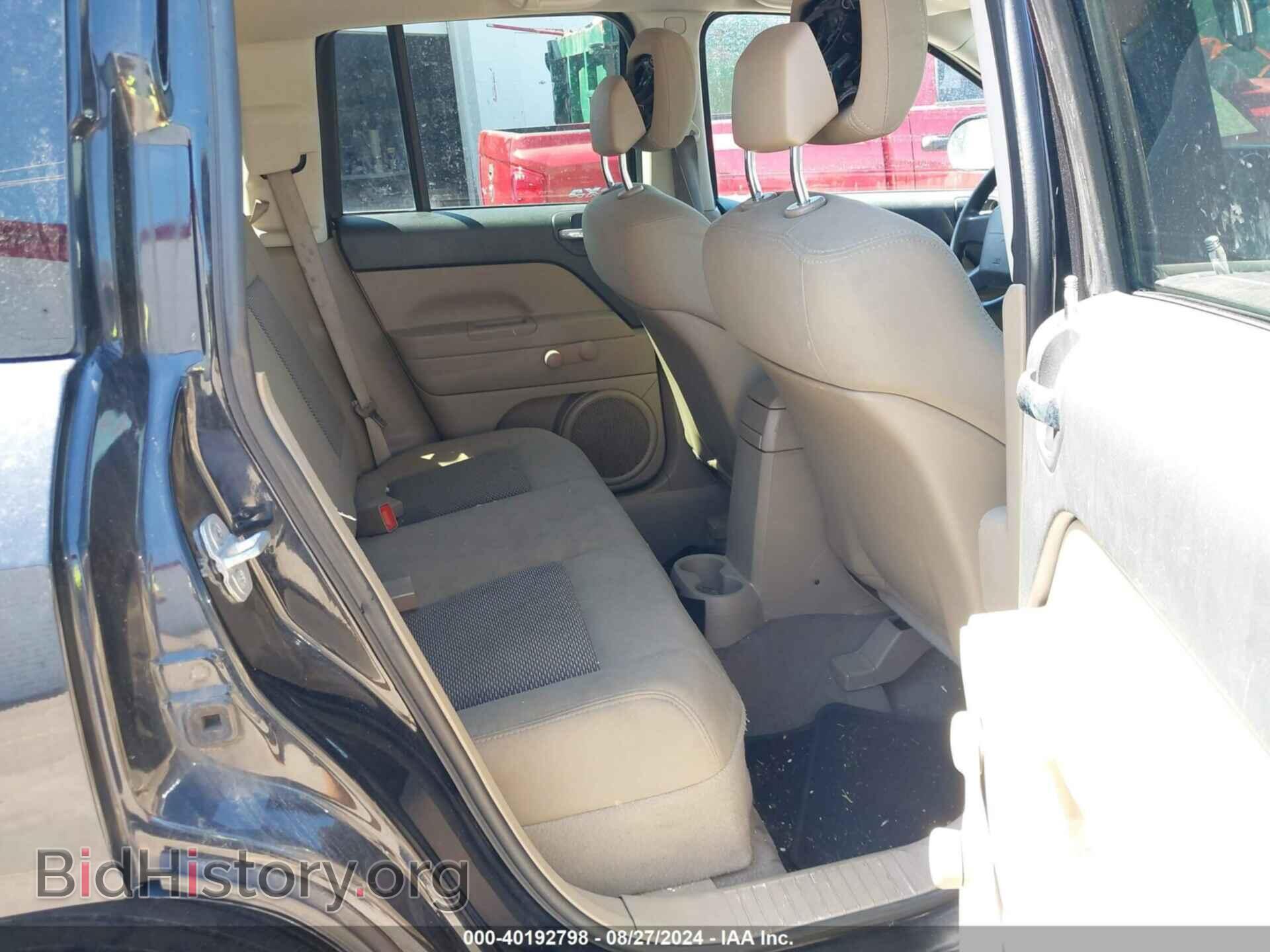 2010 JEEP COMPASS - VIN: 1J4NT1FA3AD641022 - Фото 8