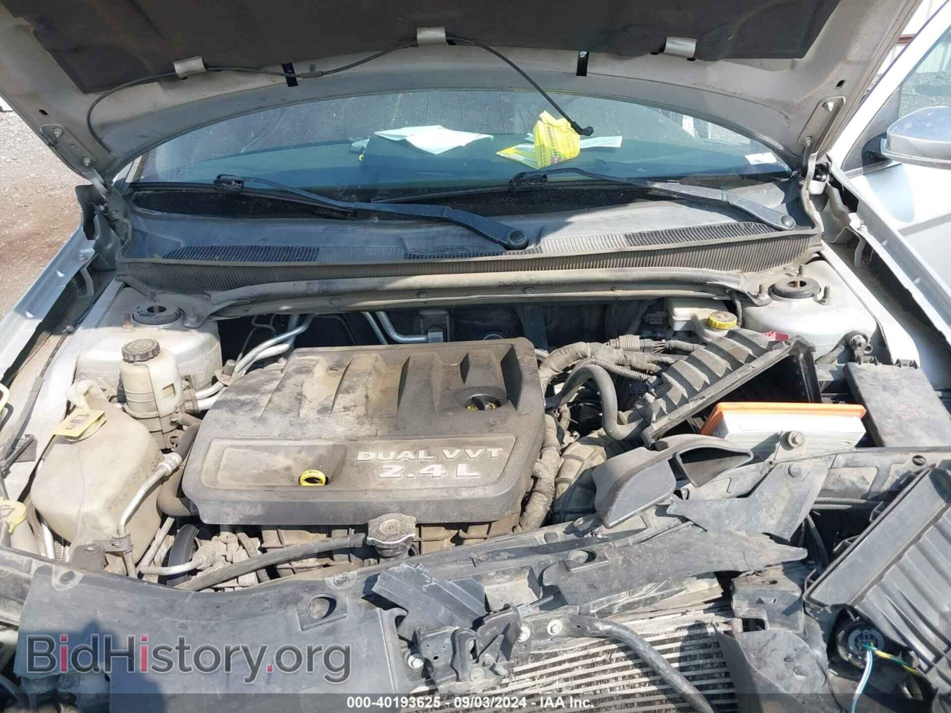 2011 CHRYSLER 200 - VIN: 1C3BC2FB6BN500954 - Фото 10