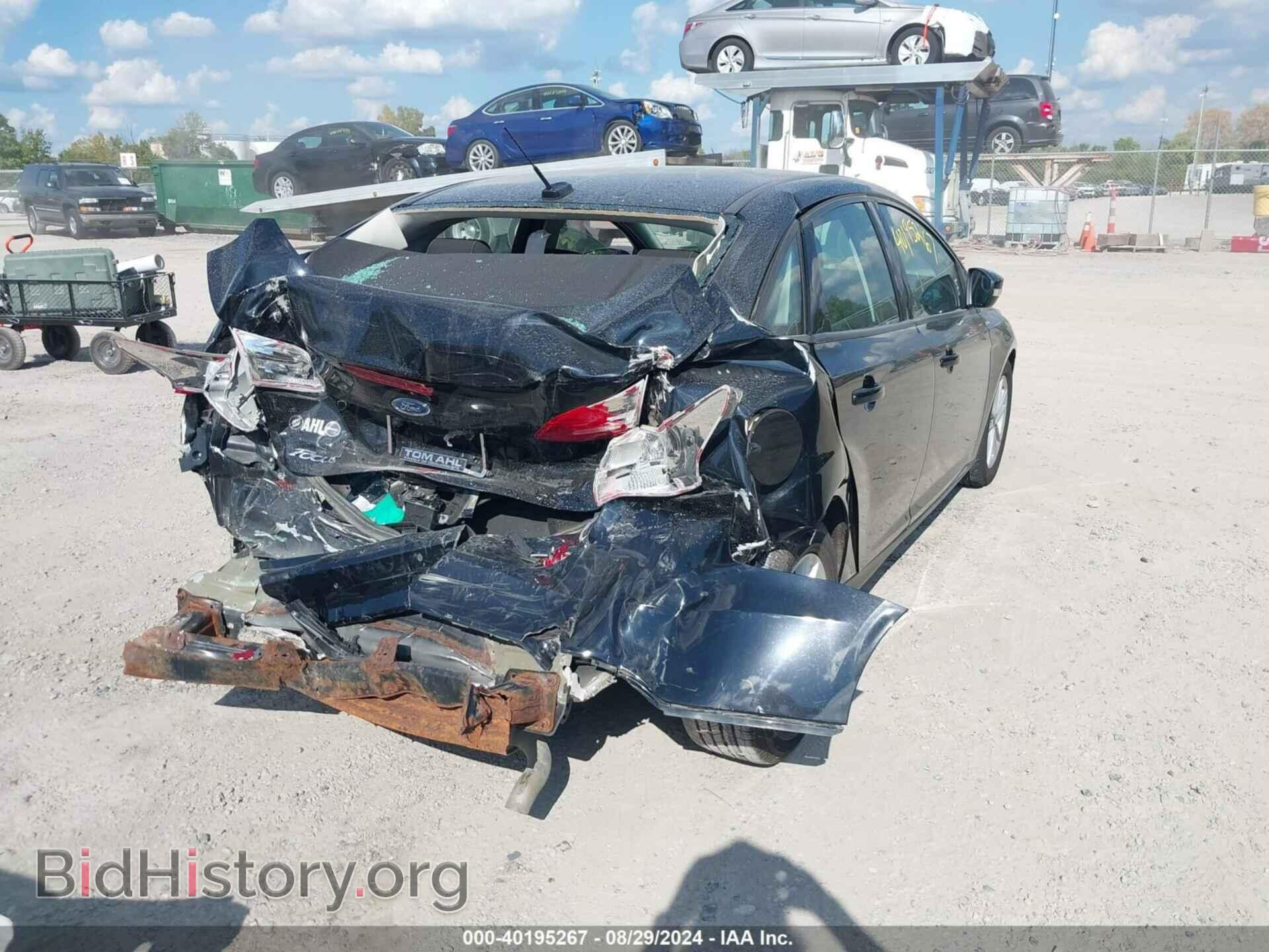 2017 FORD FOCUS - VIN: 1FADP3F26HL325811 - Фото 4