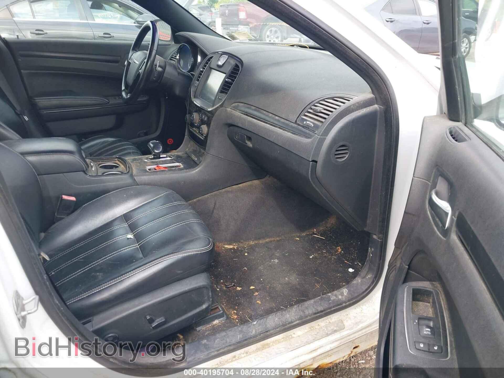 2012 CHRYSLER 300 - VIN: 2C3CCABG7CH272814 - Фото 5