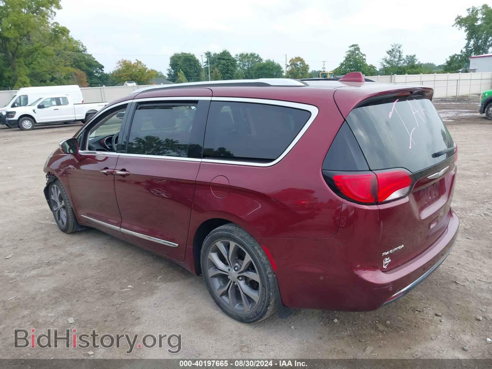 2018 CHRYSLER PACIFICA - VIN: 2C4RC1GG6JR103602 - Фото 3