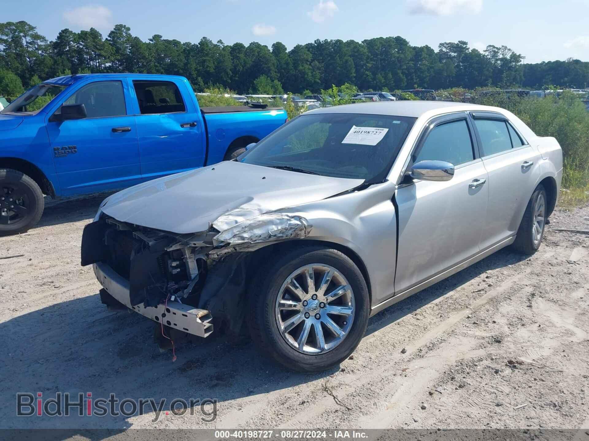 2012 CHRYSLER 300 - VIN: 2C3CCACG5CH309079 - Фото 2