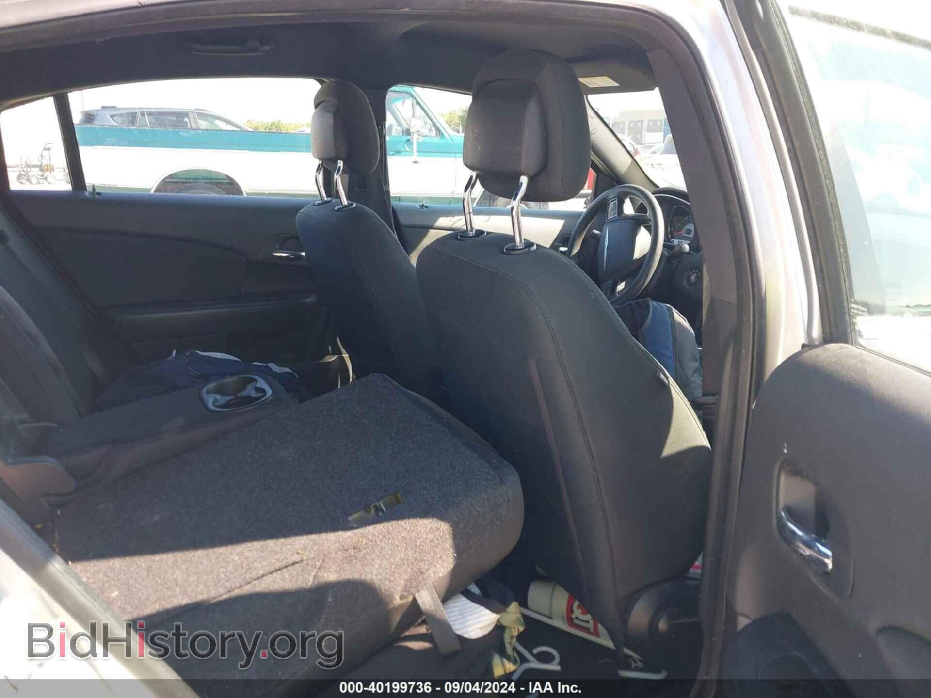 2012 CHRYSLER 200 - VIN: 1C3CCBAB4CN100369 - Фото 8