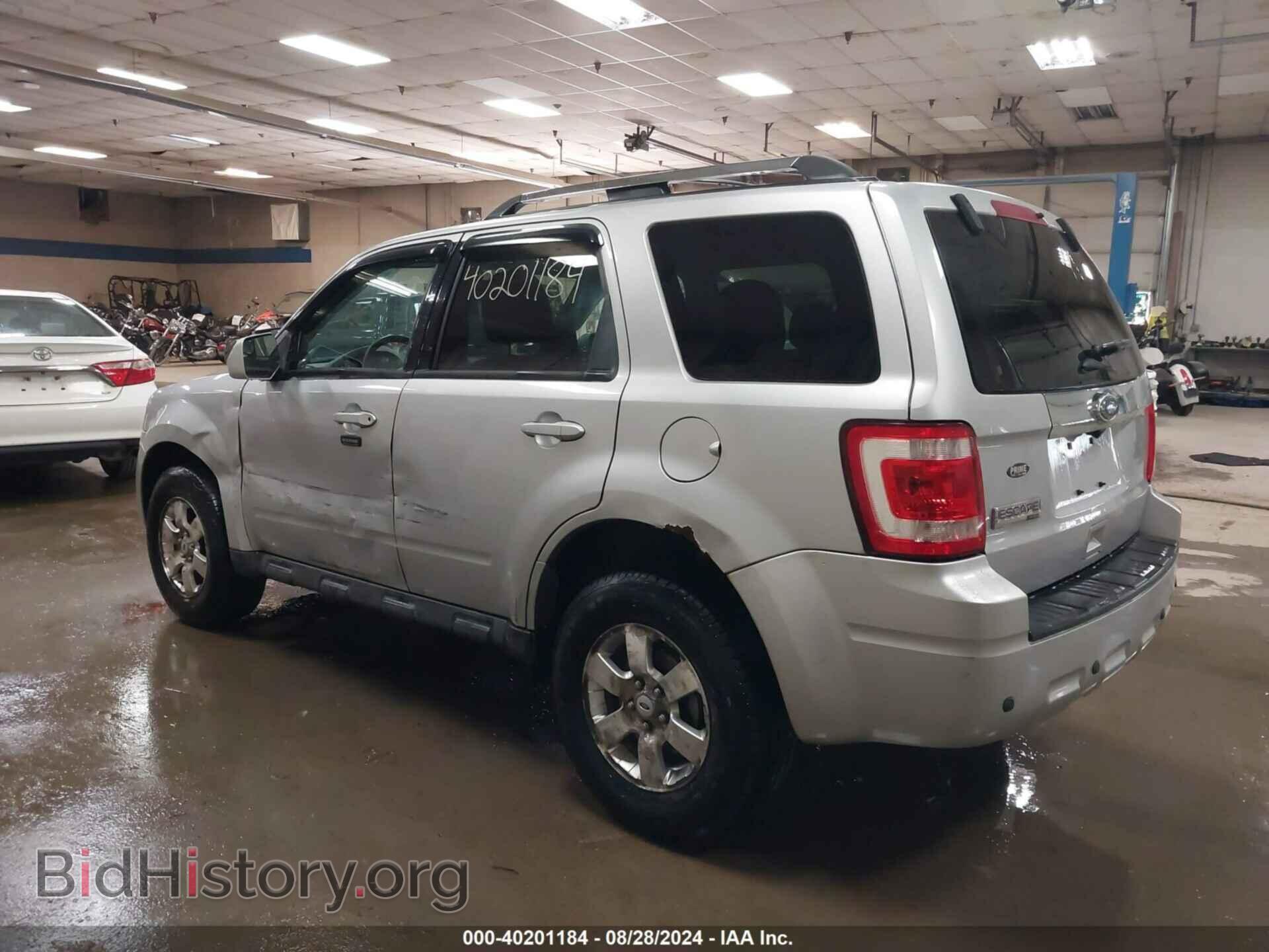 2011 FORD ESCAPE - VIN: 1FMCU9E75BKB48692 - Фото 3