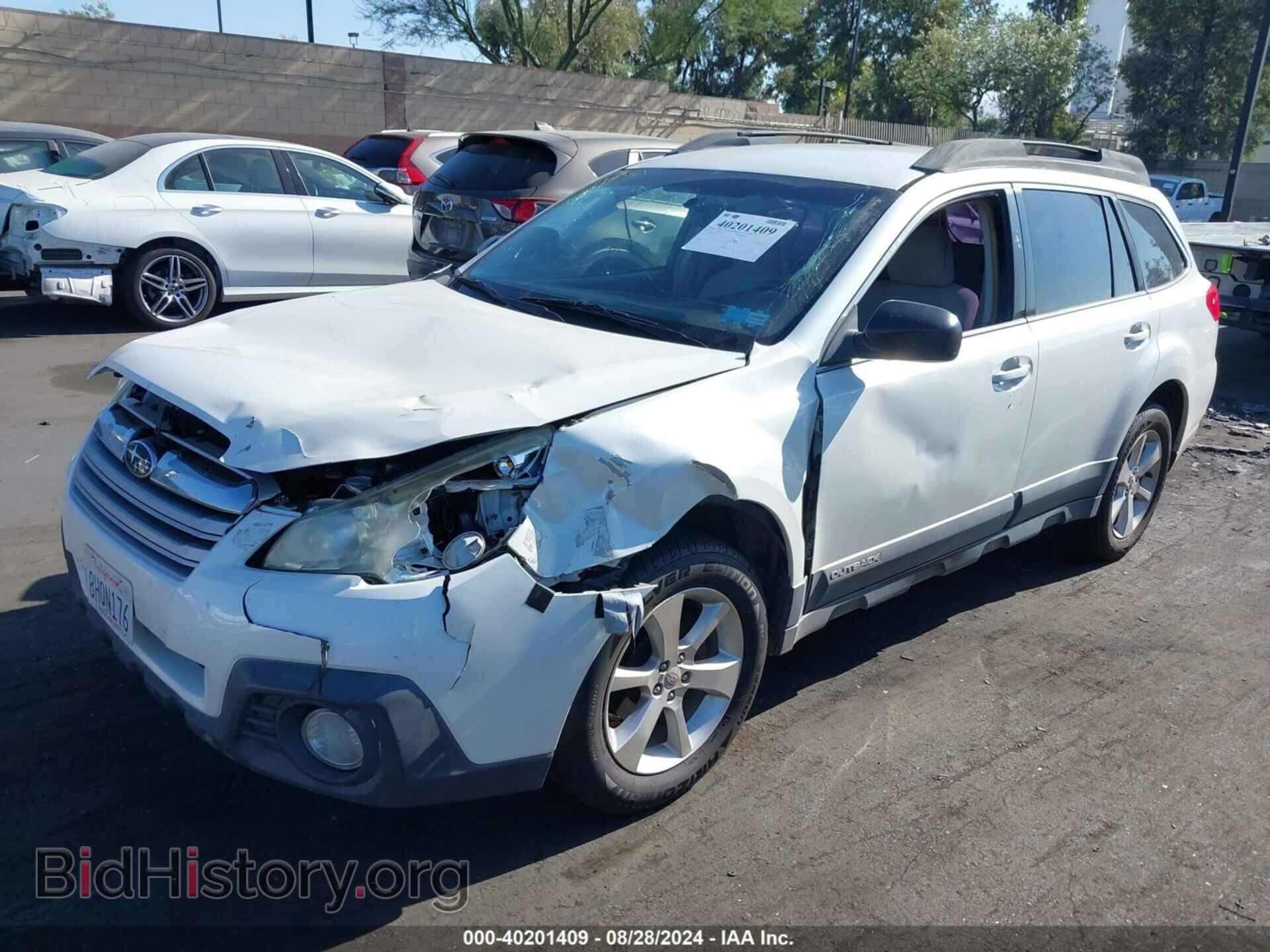 2014 SUBARU OUTBACK - VIN: 4S4BRBAC4E3291347 - Фото 2
