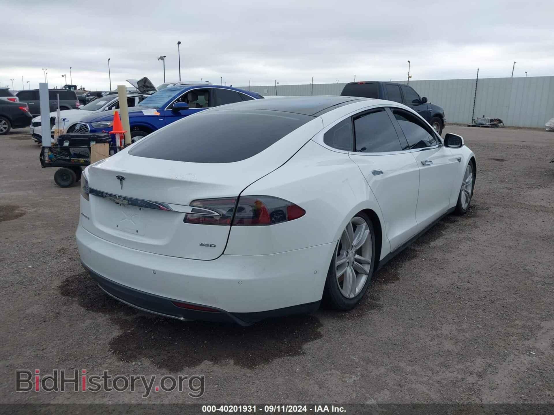 2015 TESLA MODEL S - VIN: 5YJSA1H25FFP74451 - Фото 4