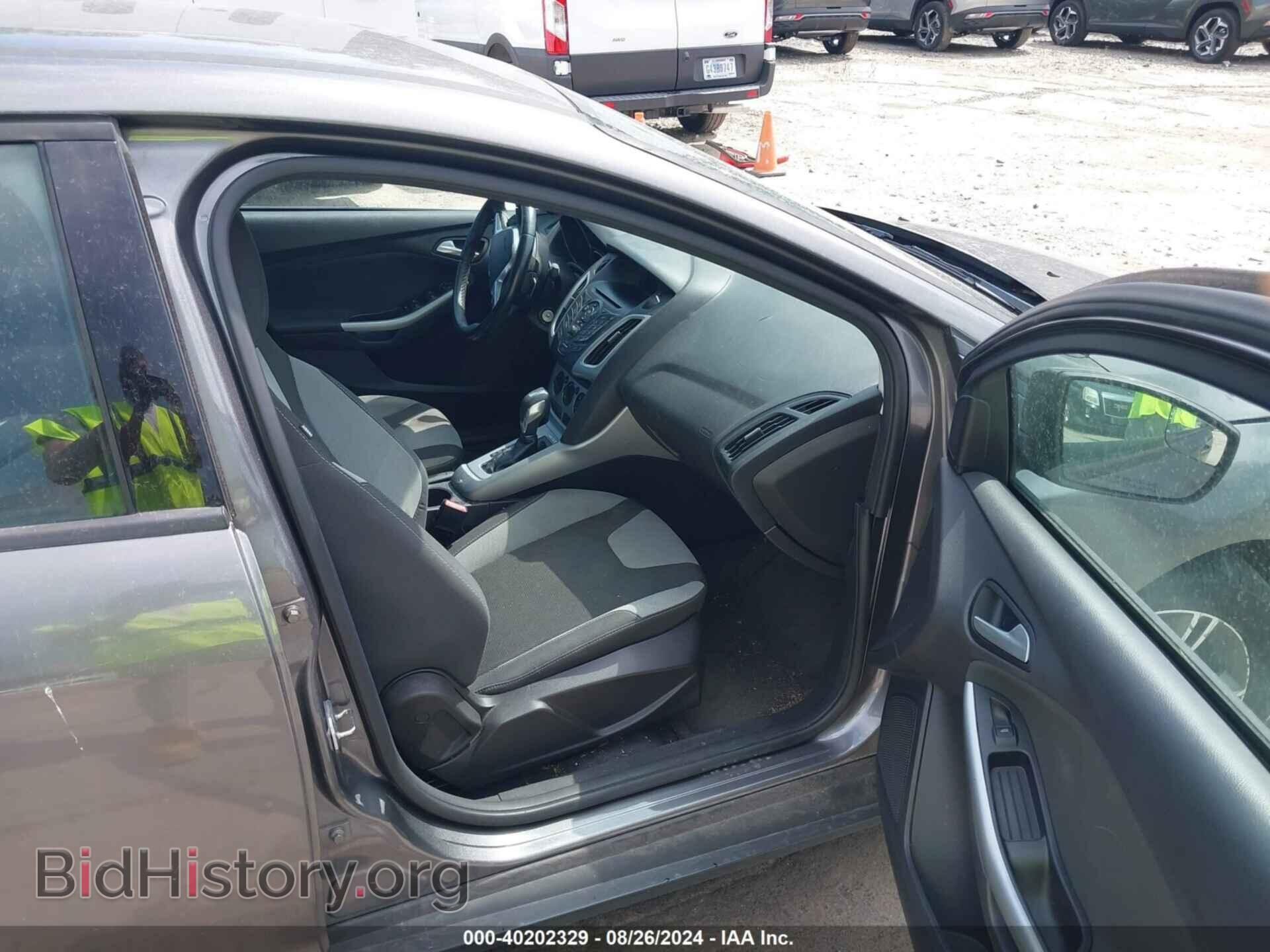 2012 FORD FOCUS - VIN: 1FAHP3F22CL389399 - Photo 5