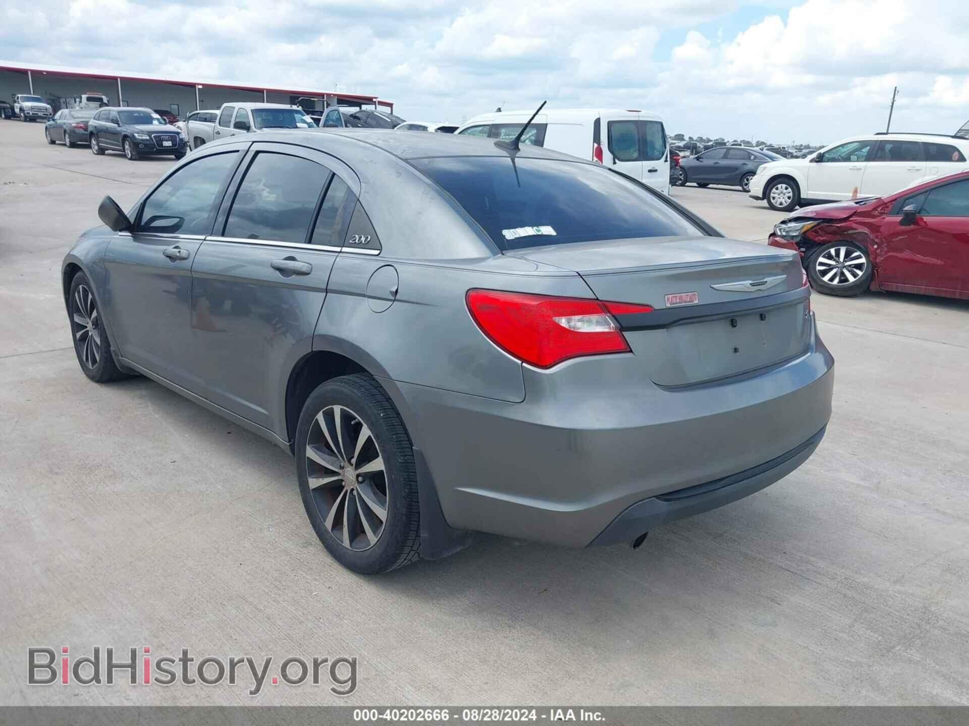 2011 CHRYSLER 200 - VIN: 1C3BC8FG4BN611680 - Фото 3
