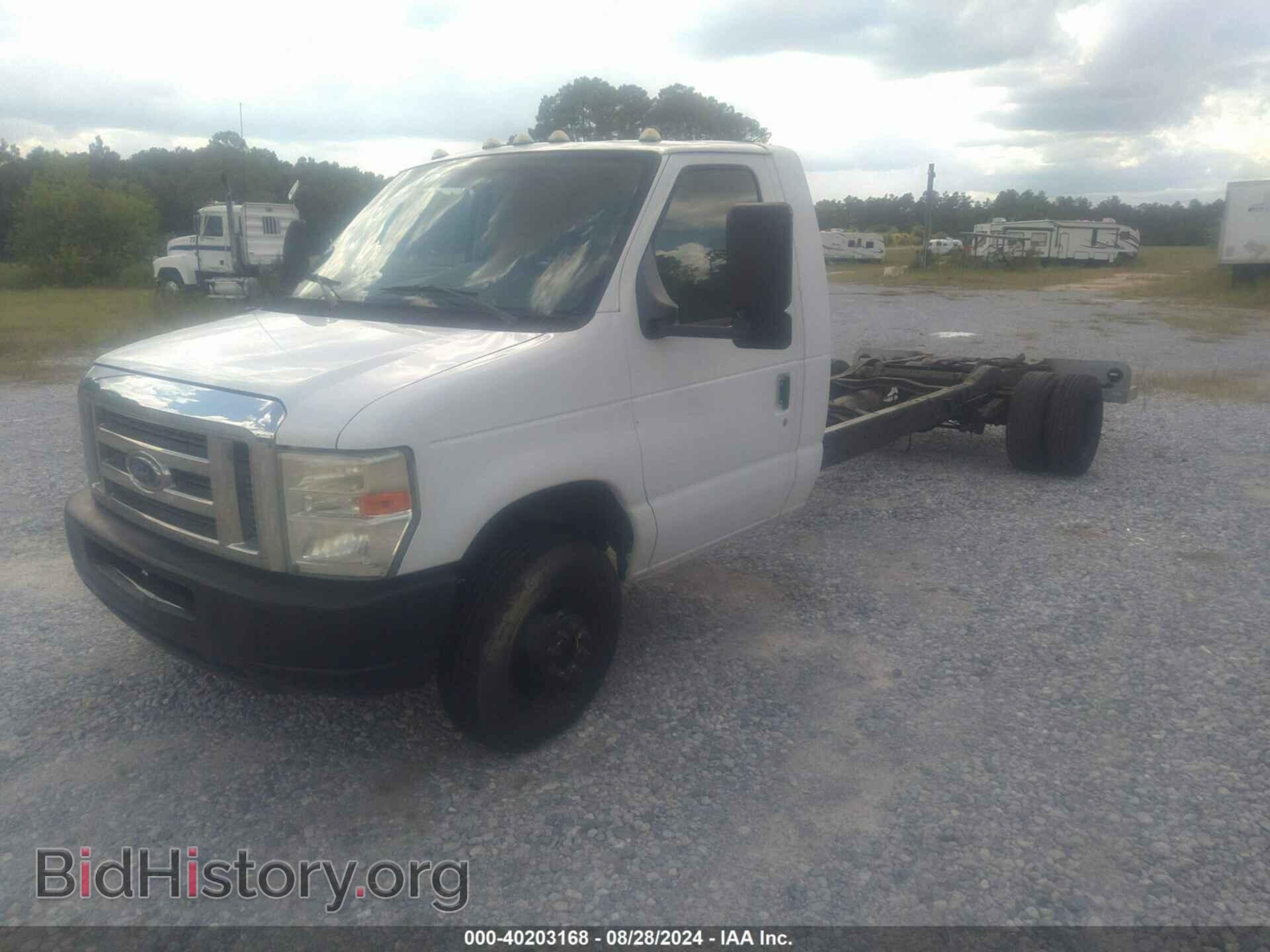 2011 FORD E-450 CUTAWAY - VIN: 1FDXE4FS5BDB16964 - Photo 2