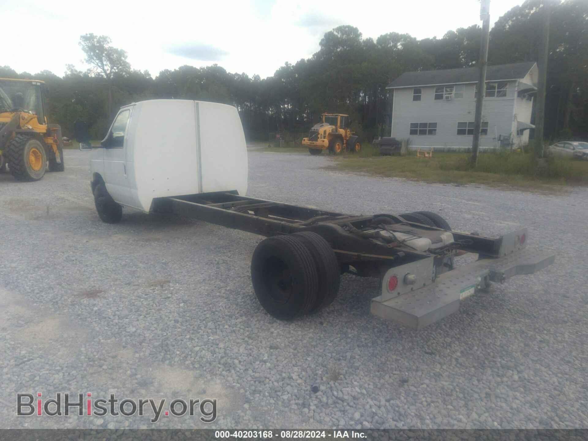 2011 FORD E-450 CUTAWAY - VIN: 1FDXE4FS5BDB16964 - Photo 3
