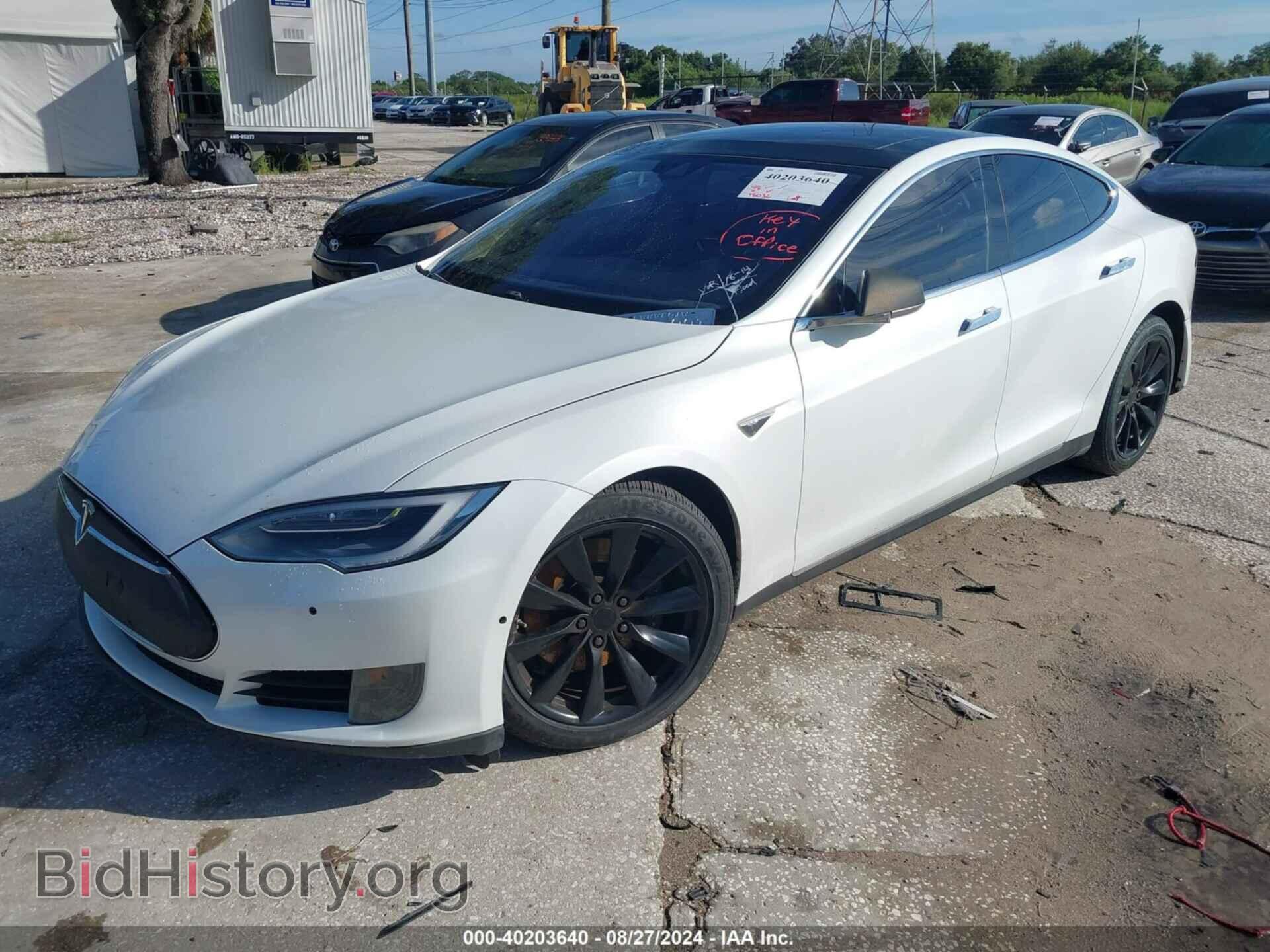 2015 TESLA MODEL S - VIN: 5YJSA1E27FF113489 - Фото 2