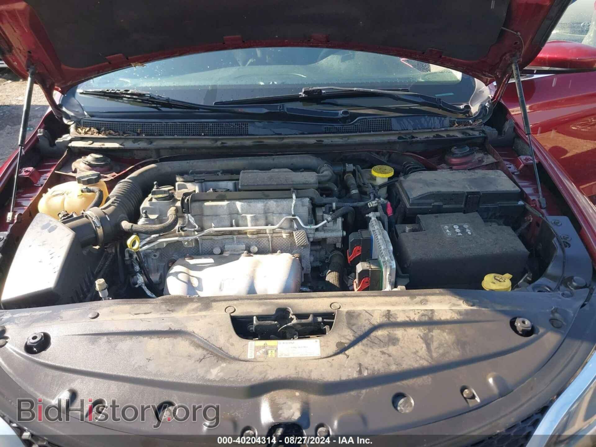 2015 CHRYSLER 200 - VIN: 1C3CCCFB9FN592531 - Фото 10