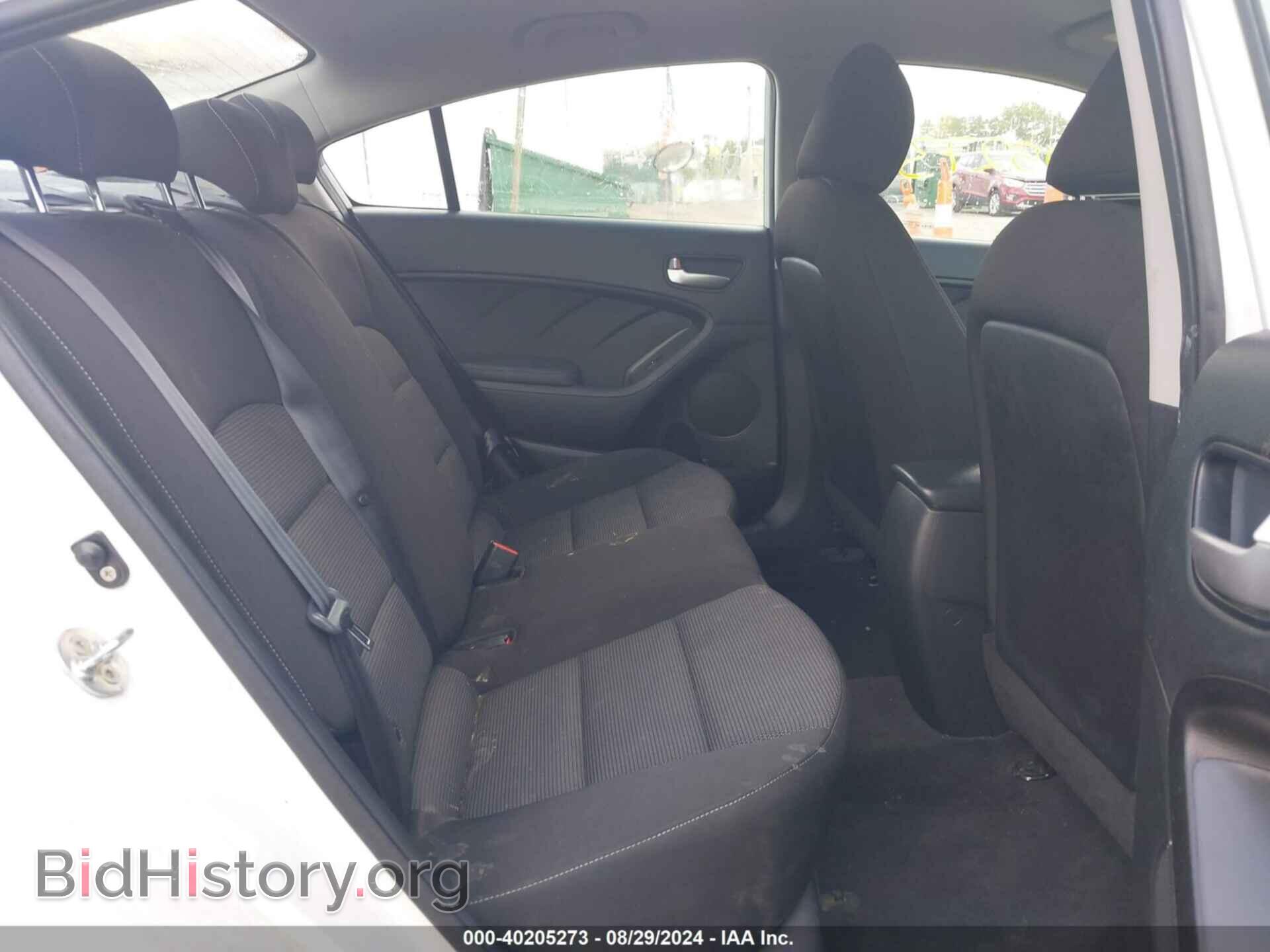 2017 KIA FORTE - VIN: 3KPFK4A7XHE044503 - Фото 8