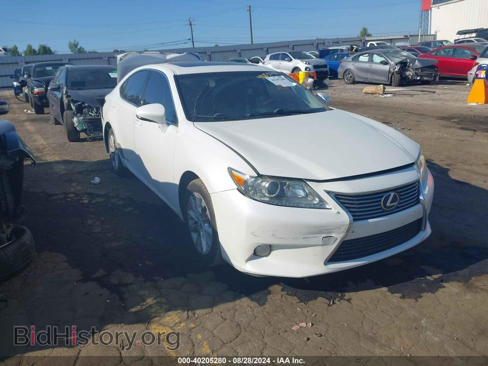 Фотография JTHBW1GG4E2070837 - LEXUS ES 300H 2014
