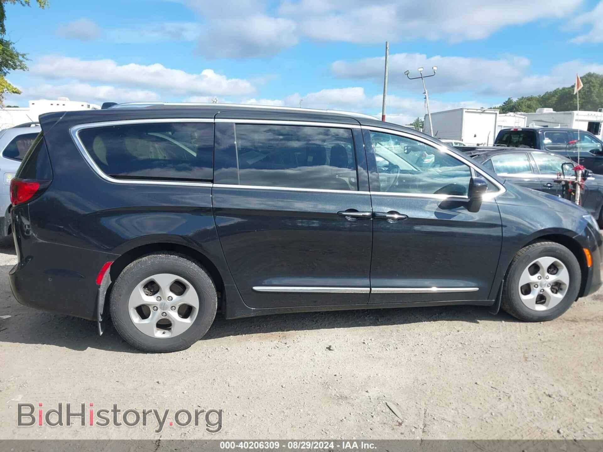 2017 CHRYSLER PACIFICA - VIN: 2C4RC1EG7HR770501 - Фото 13