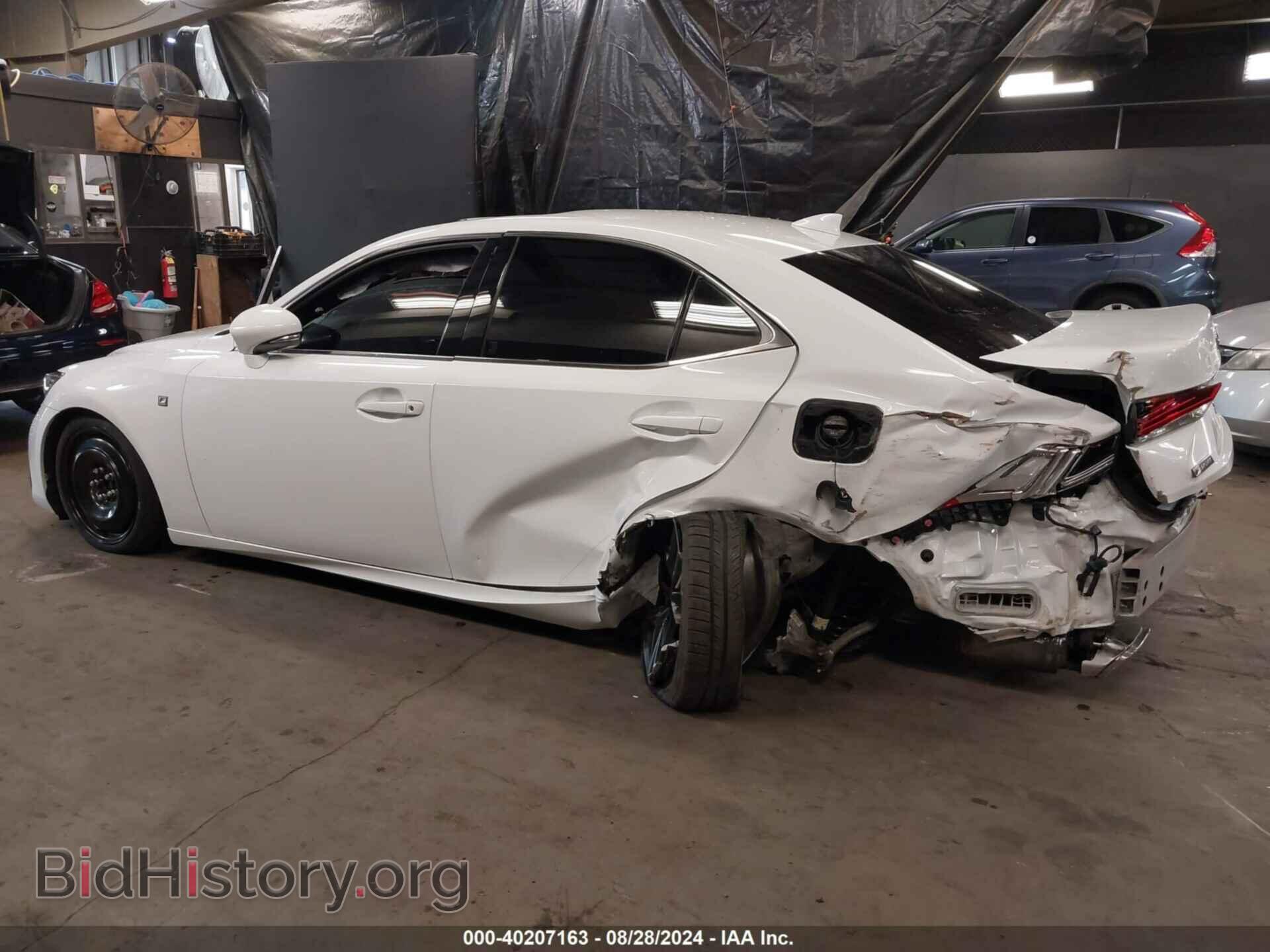 2018 LEXUS IS 300 - VIN: JTHC81D2XJ5031105 - Фото 3