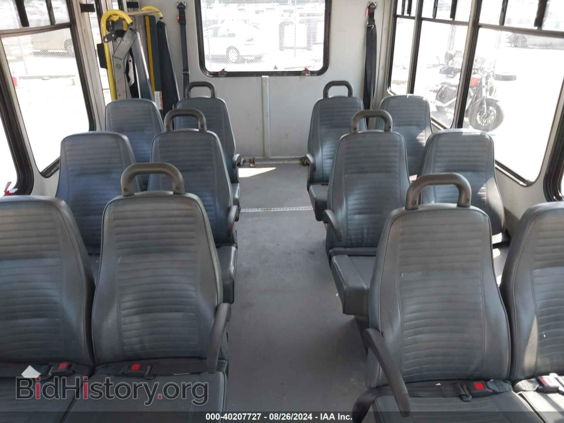 2011 FORD E-350 CUTAWAY - VIN: 1FDEE3FSXBDB22728 - Фото 7