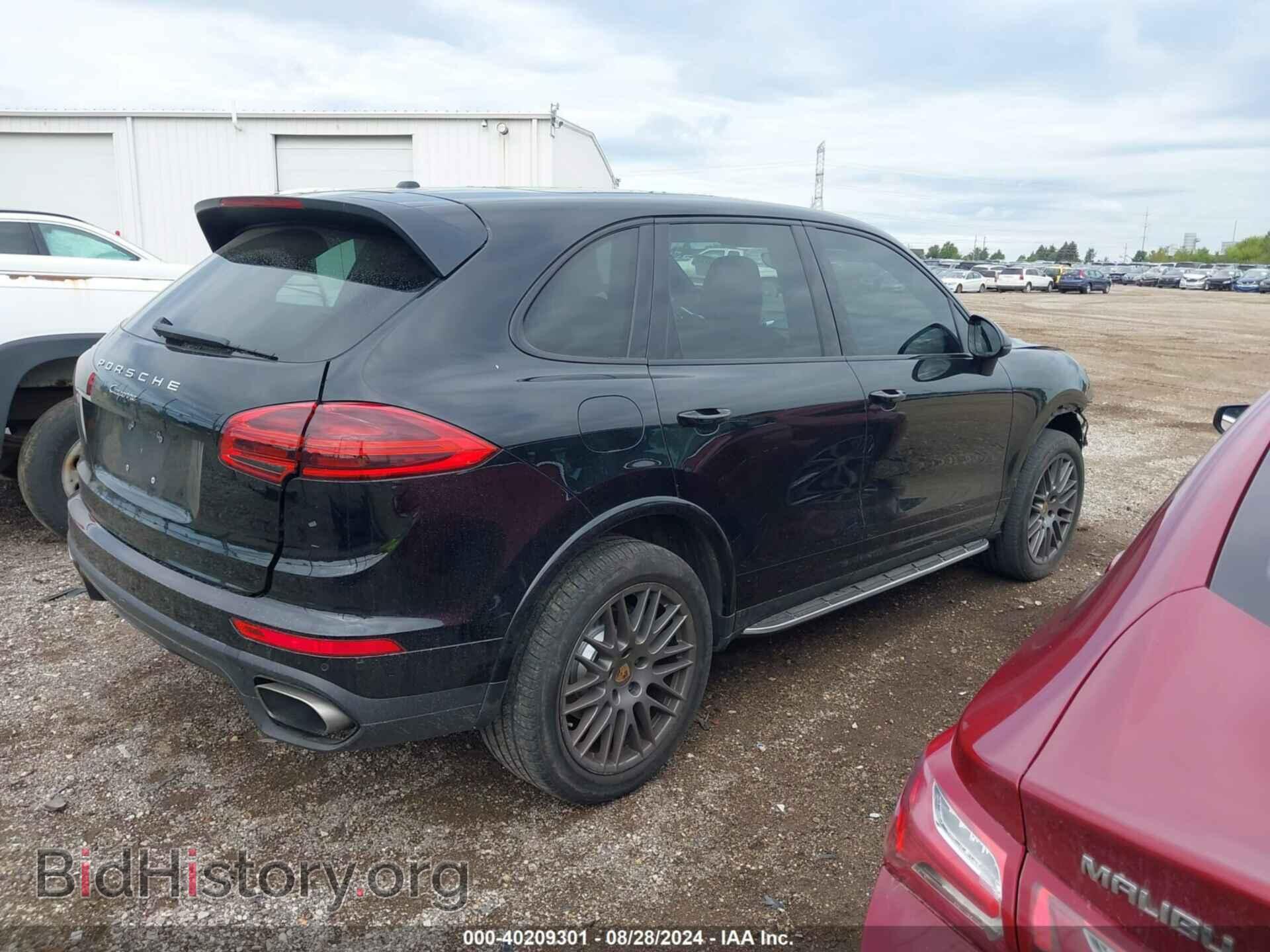 2017 PORSCHE CAYENNE - VIN: WP1AA2A26HKA84496 - Фото 4