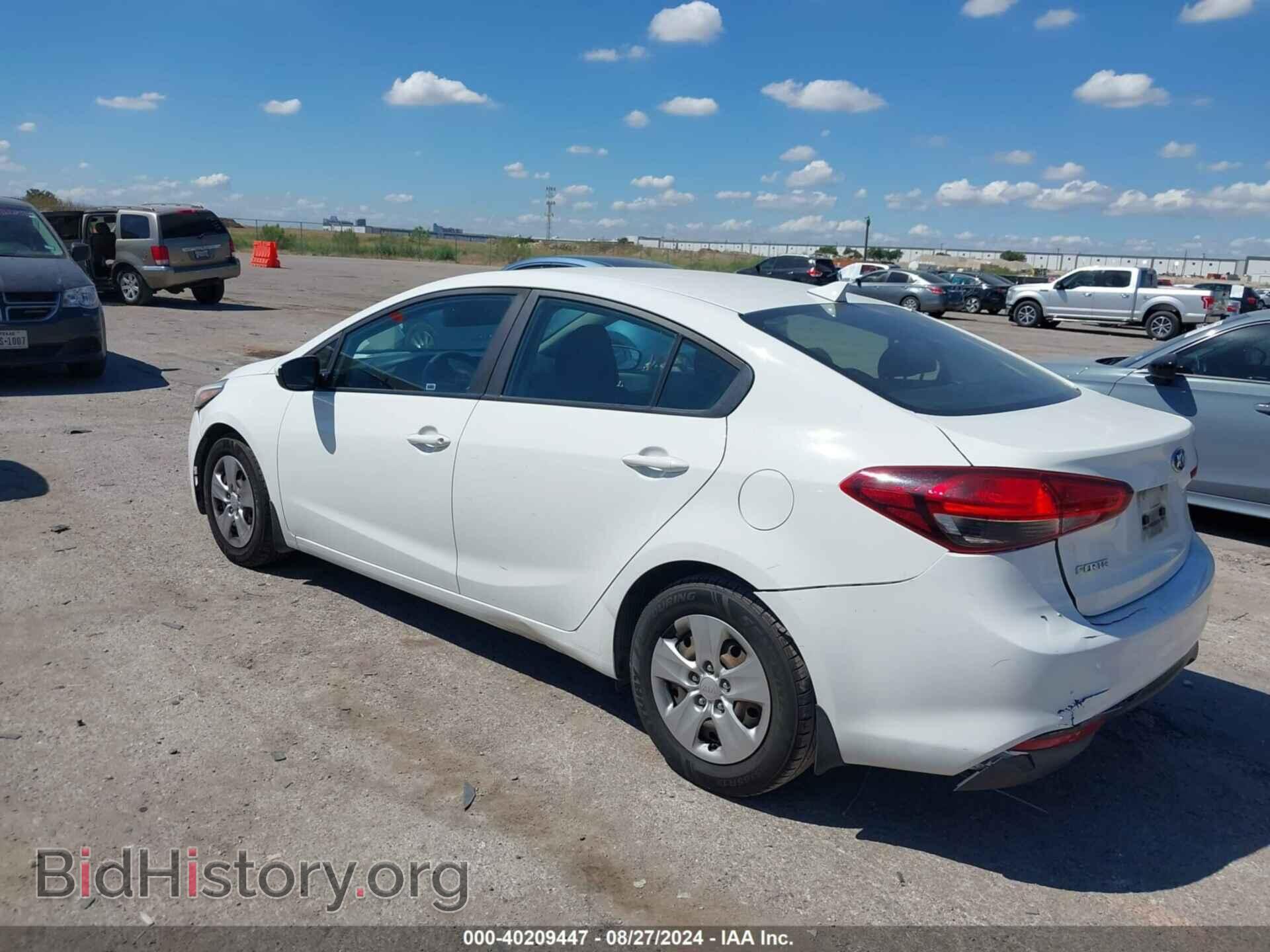 2017 KIA FORTE - VIN: 3KPFK4A75HE107362 - Фото 3