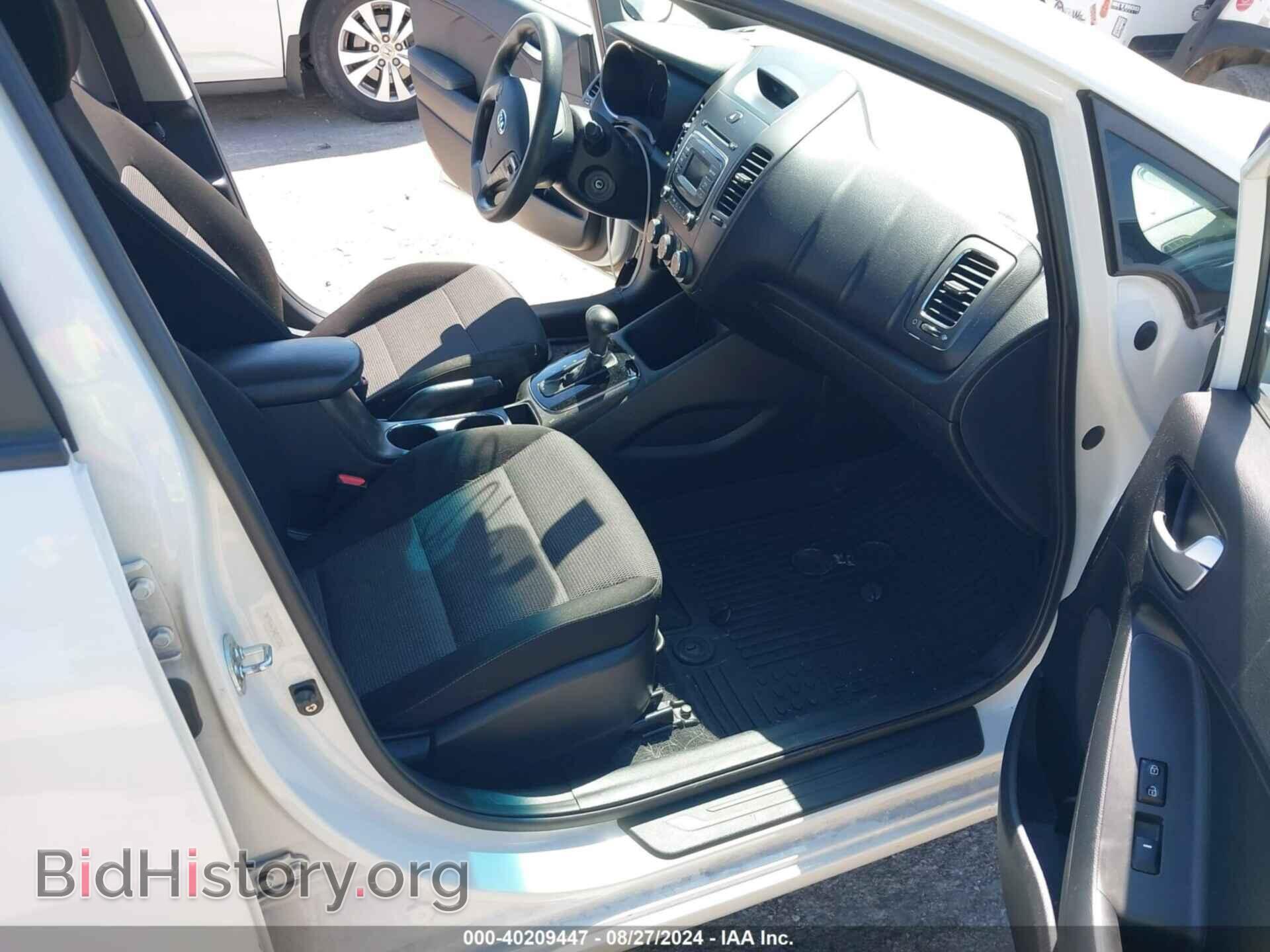 2017 KIA FORTE - VIN: 3KPFK4A75HE107362 - Фото 5