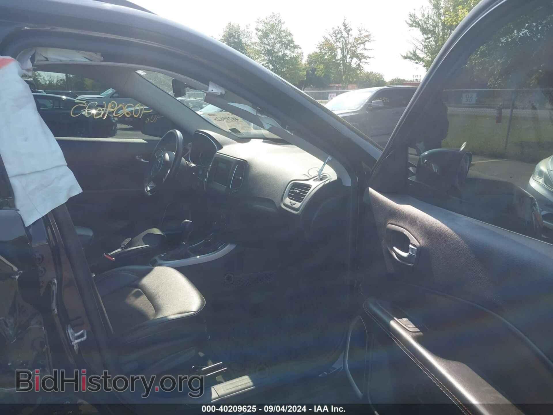 2020 JEEP COMPASS - VIN: 3C4NJDBB6LT219674 - Фото 5
