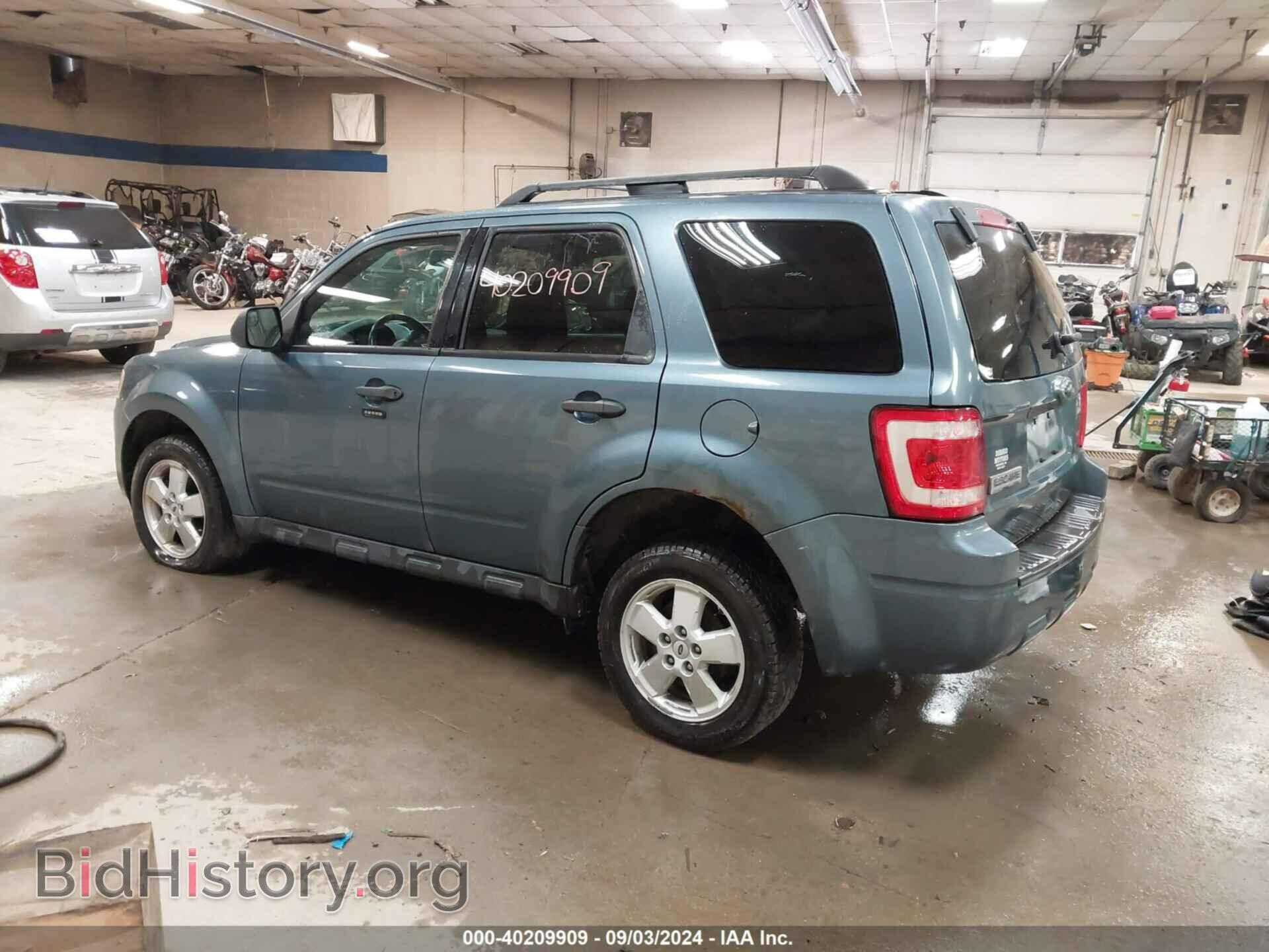 2011 FORD ESCAPE - VIN: 1FMCU9D79BKA24930 - Фото 3