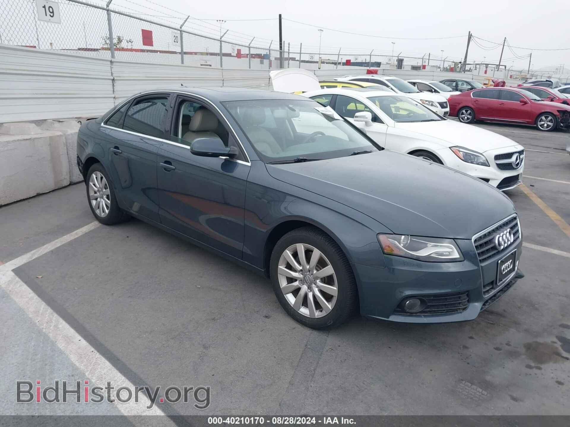 Photo WAUEFAFL5BN039200 - AUDI A4 2011