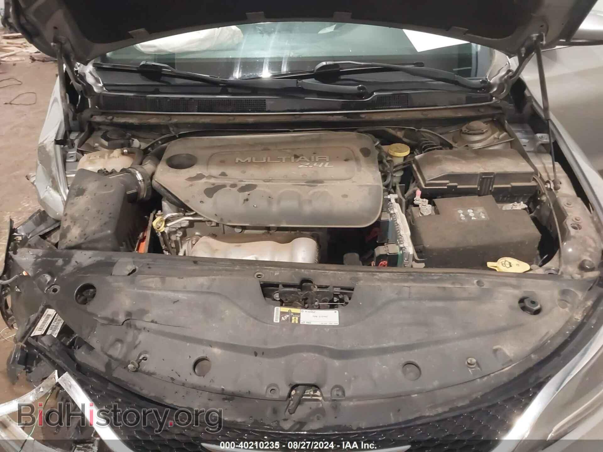 2015 CHRYSLER 200 - VIN: 1C3CCCAB5FN616430 - Фото 10