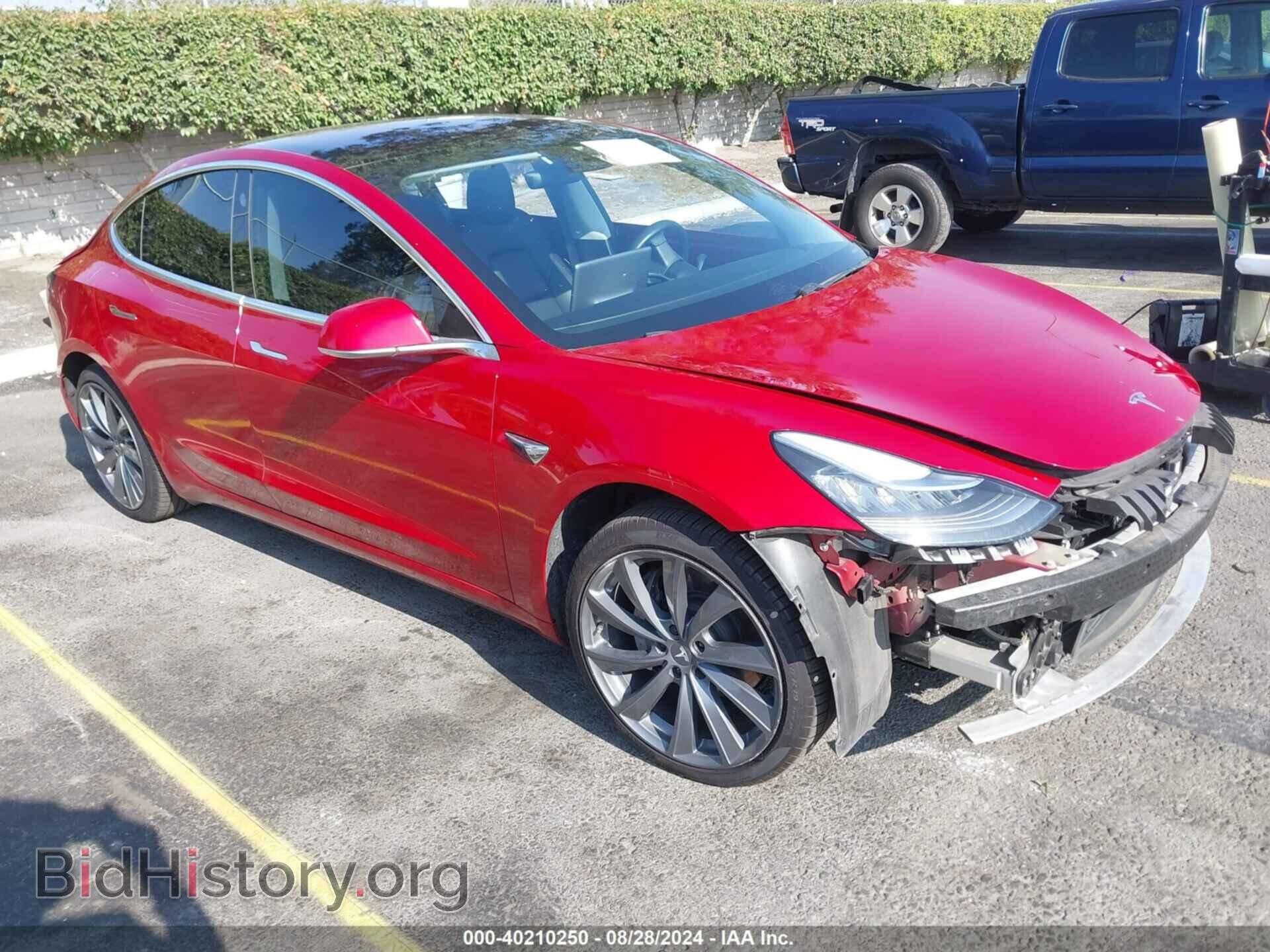 Фотография 5YJ3E1EA1JF019312 - TESLA MODEL 3 2018