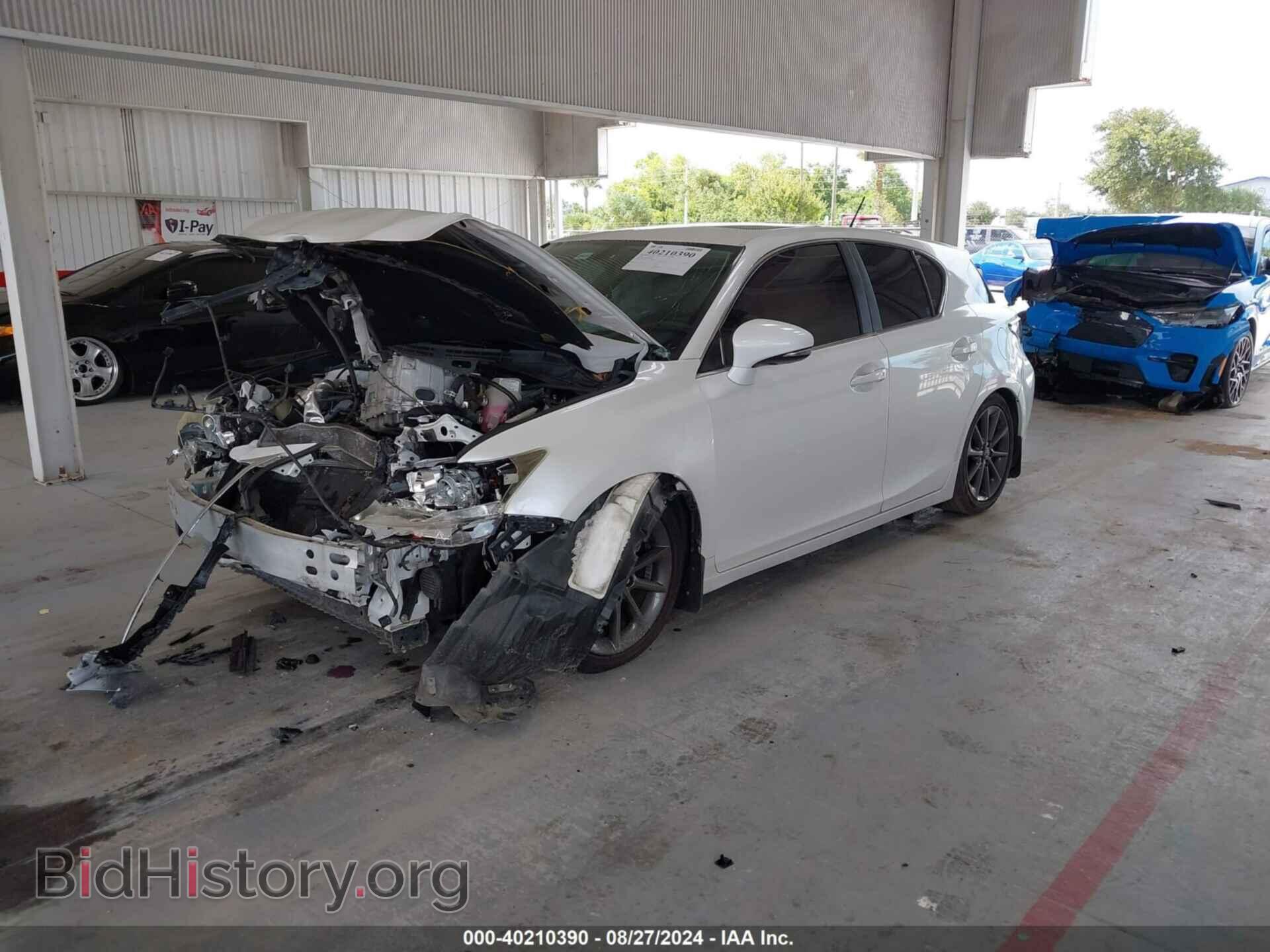 2013 LEXUS CT 200H - VIN: JTHKD5BHXD2155385 - Фото 2
