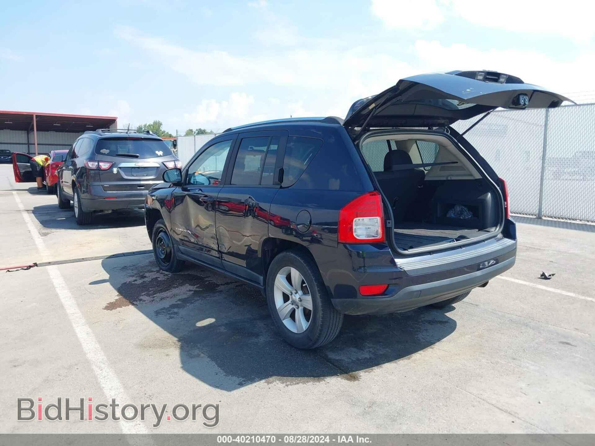 2011 JEEP COMPASS - VIN: 1J4NT1FB0BD208378 - Фото 3