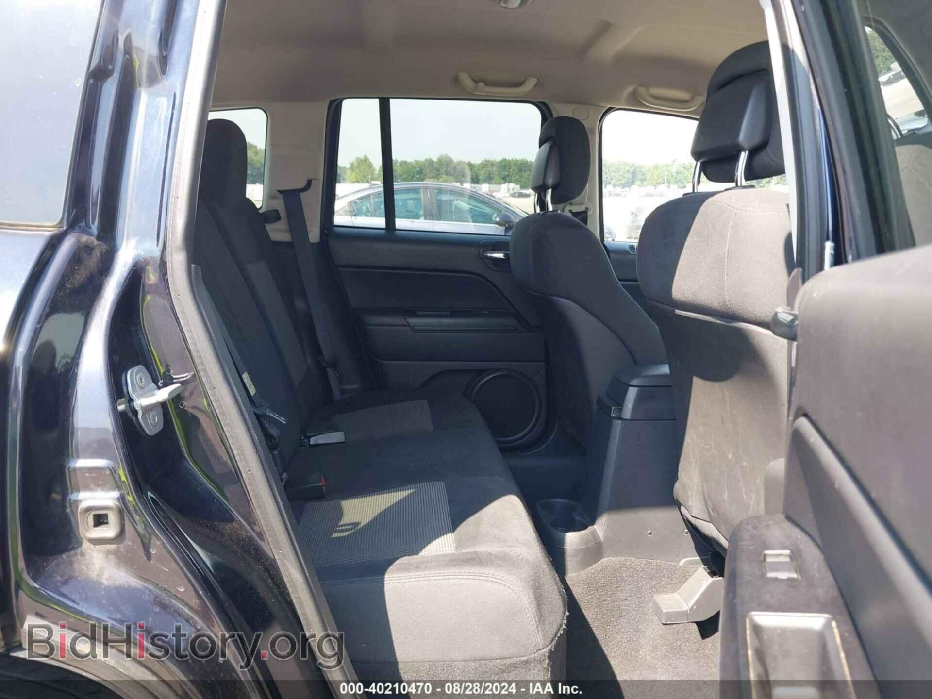2011 JEEP COMPASS - VIN: 1J4NT1FB0BD208378 - Фото 8