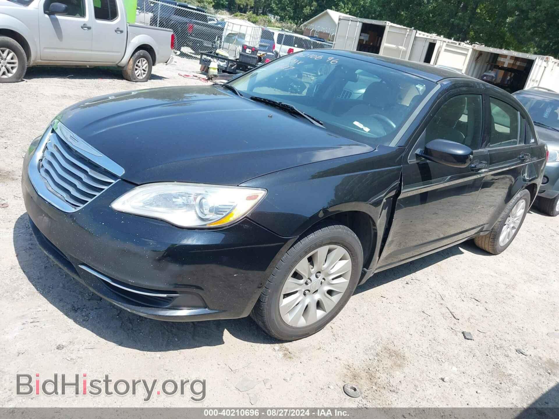 2014 CHRYSLER 200 - VIN: 1C3CCBAB4EN209188 - Фото 2